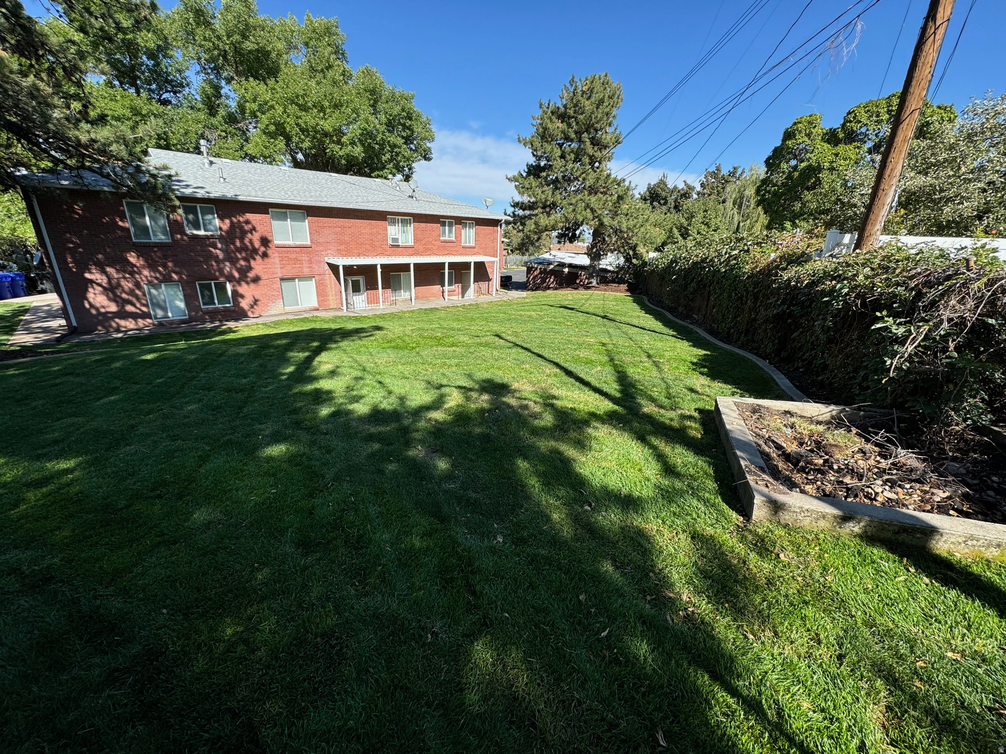 main property photo 20