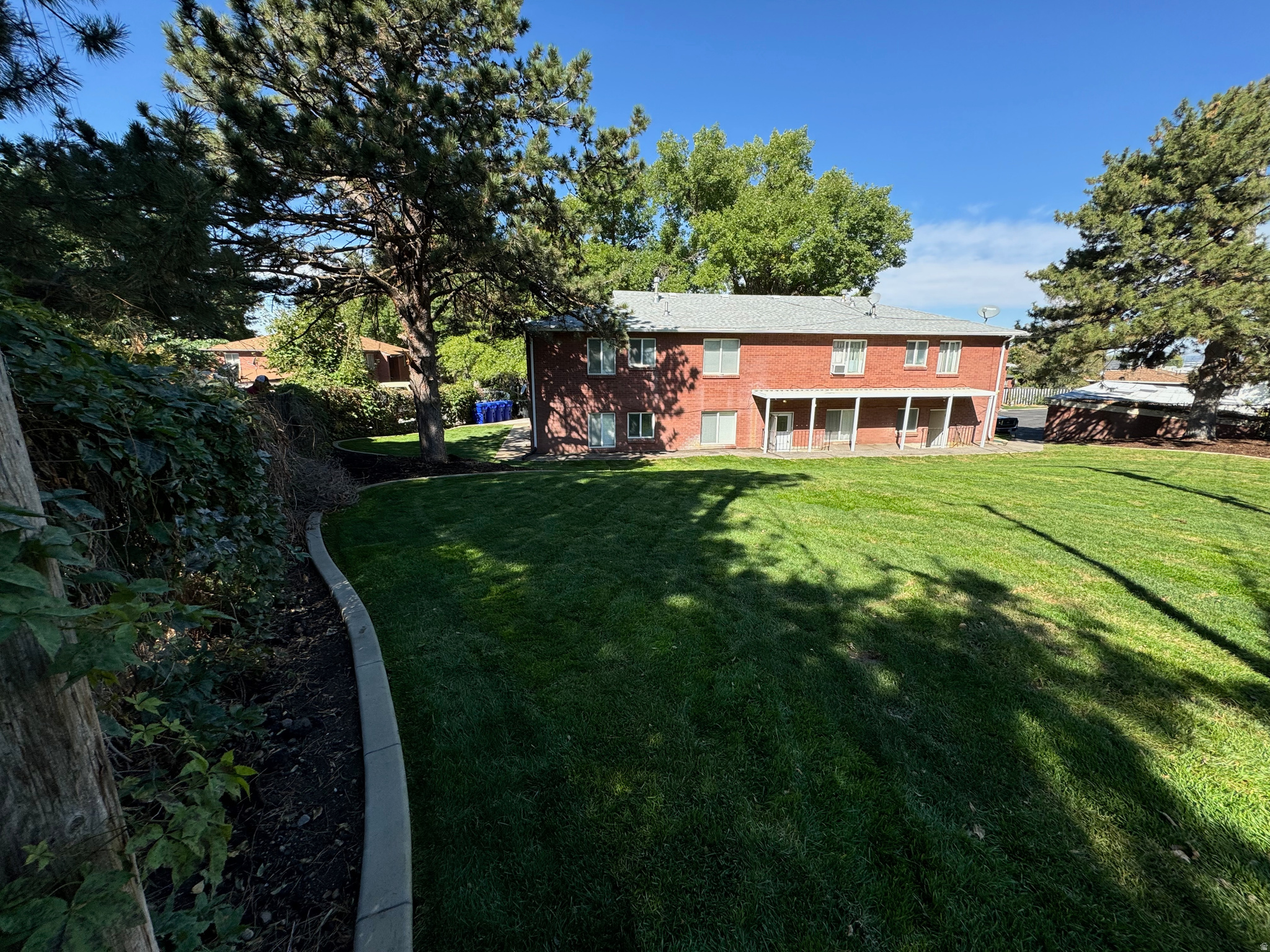main property photo 21