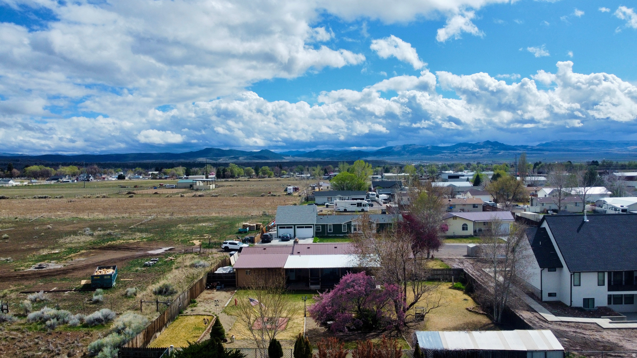 main property photo 45