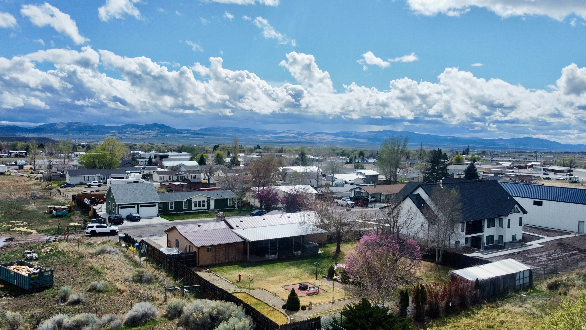 main property photo 46