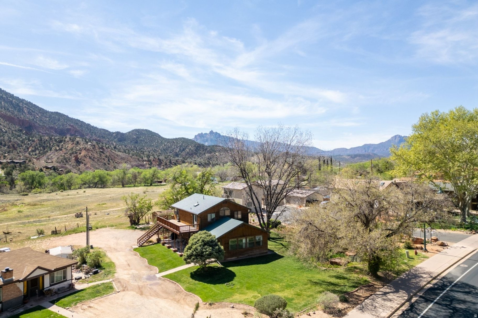 main property photo 38