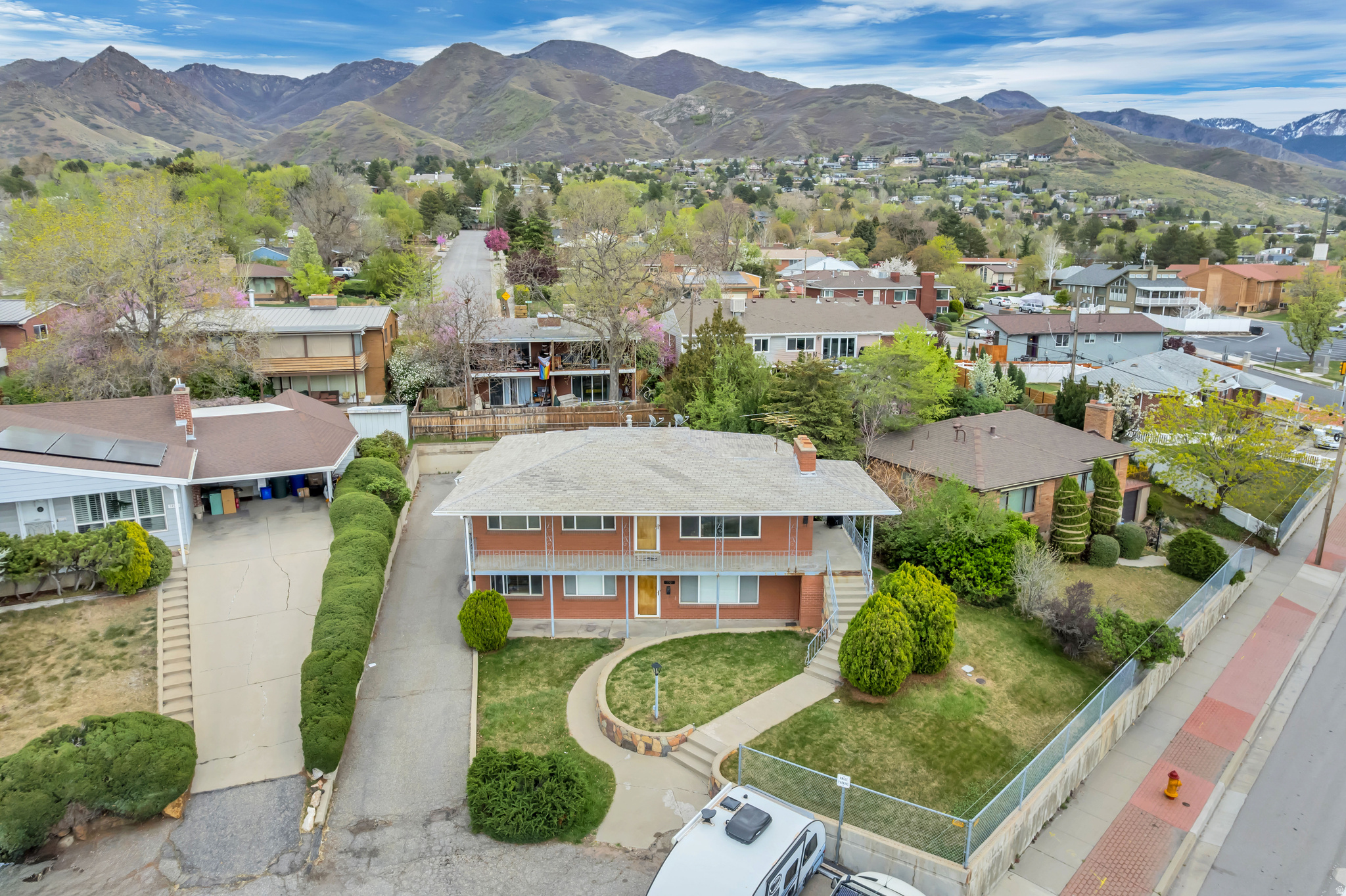 main property photo 26