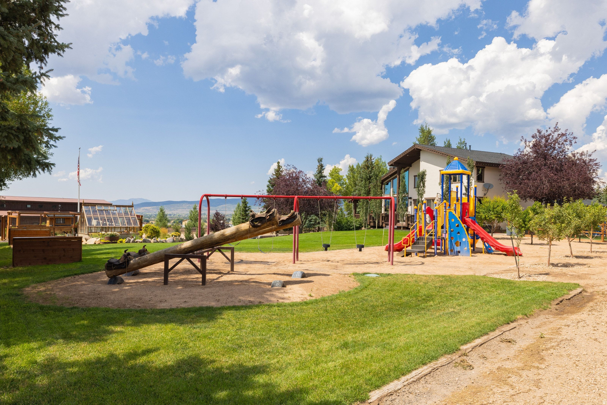 main property photo 31