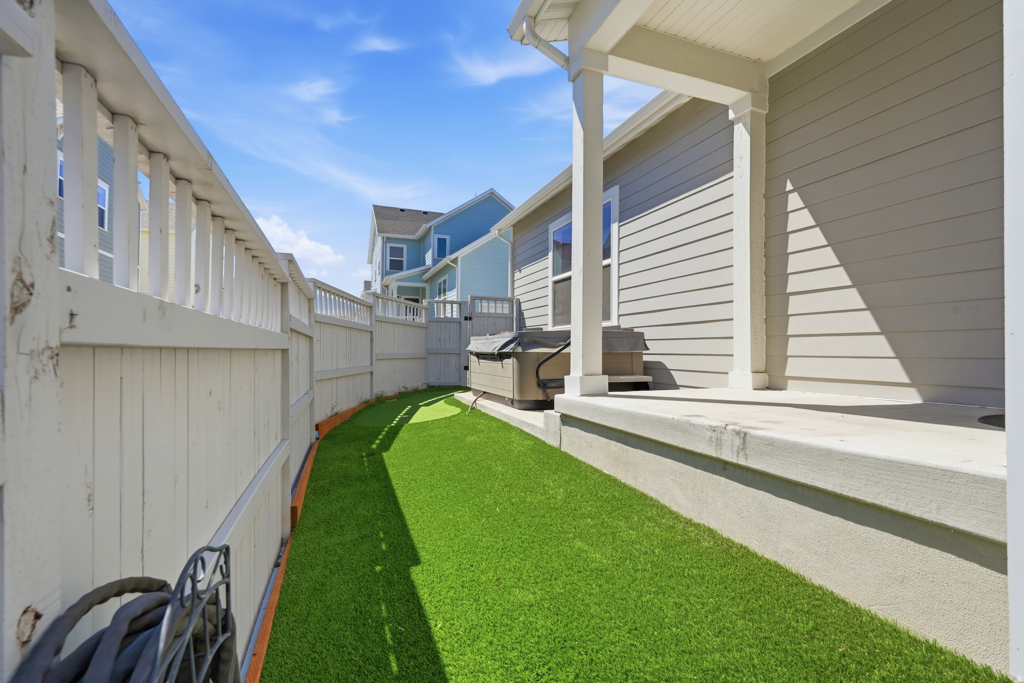 main property photo 41