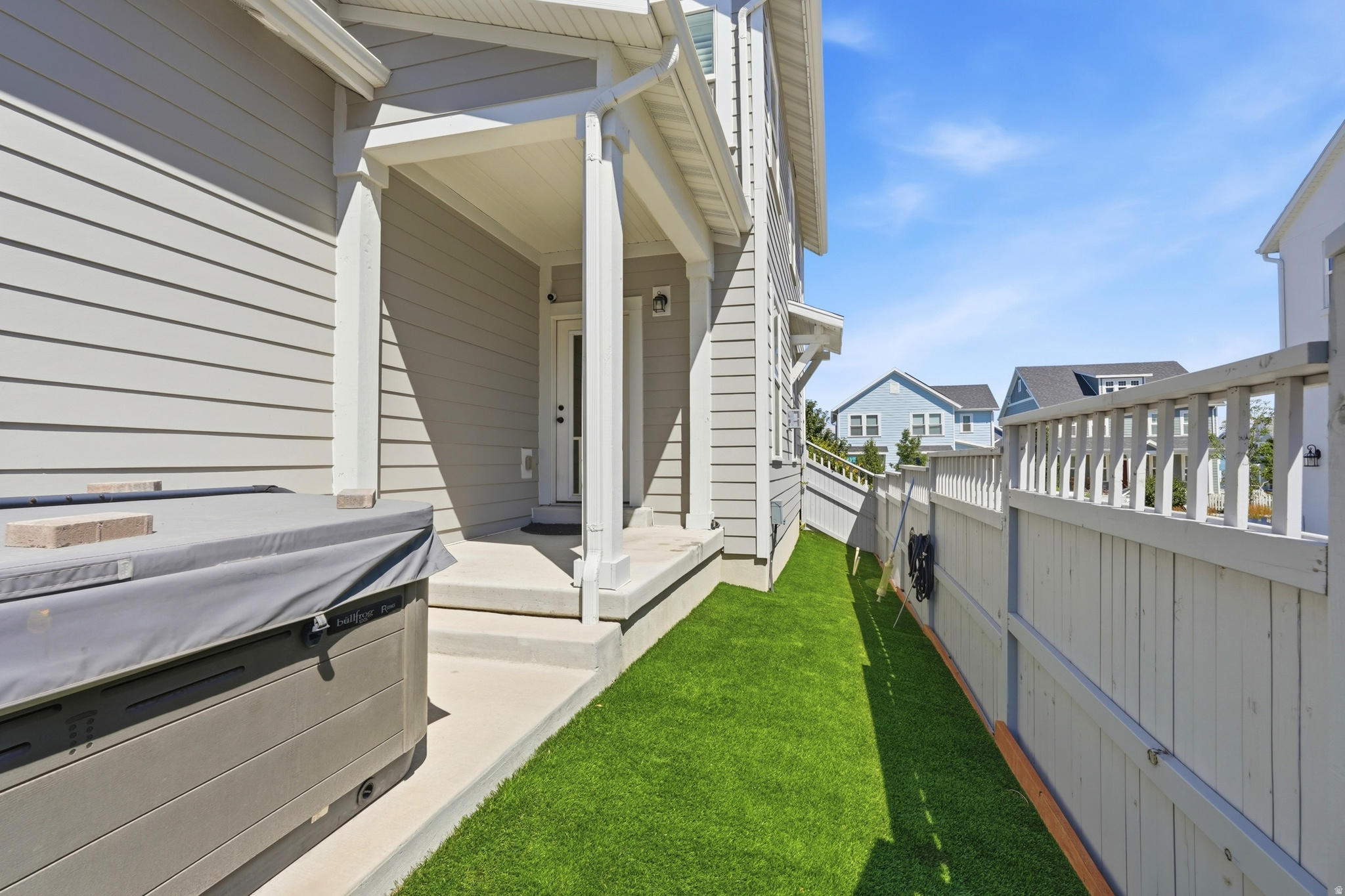 main property photo 42