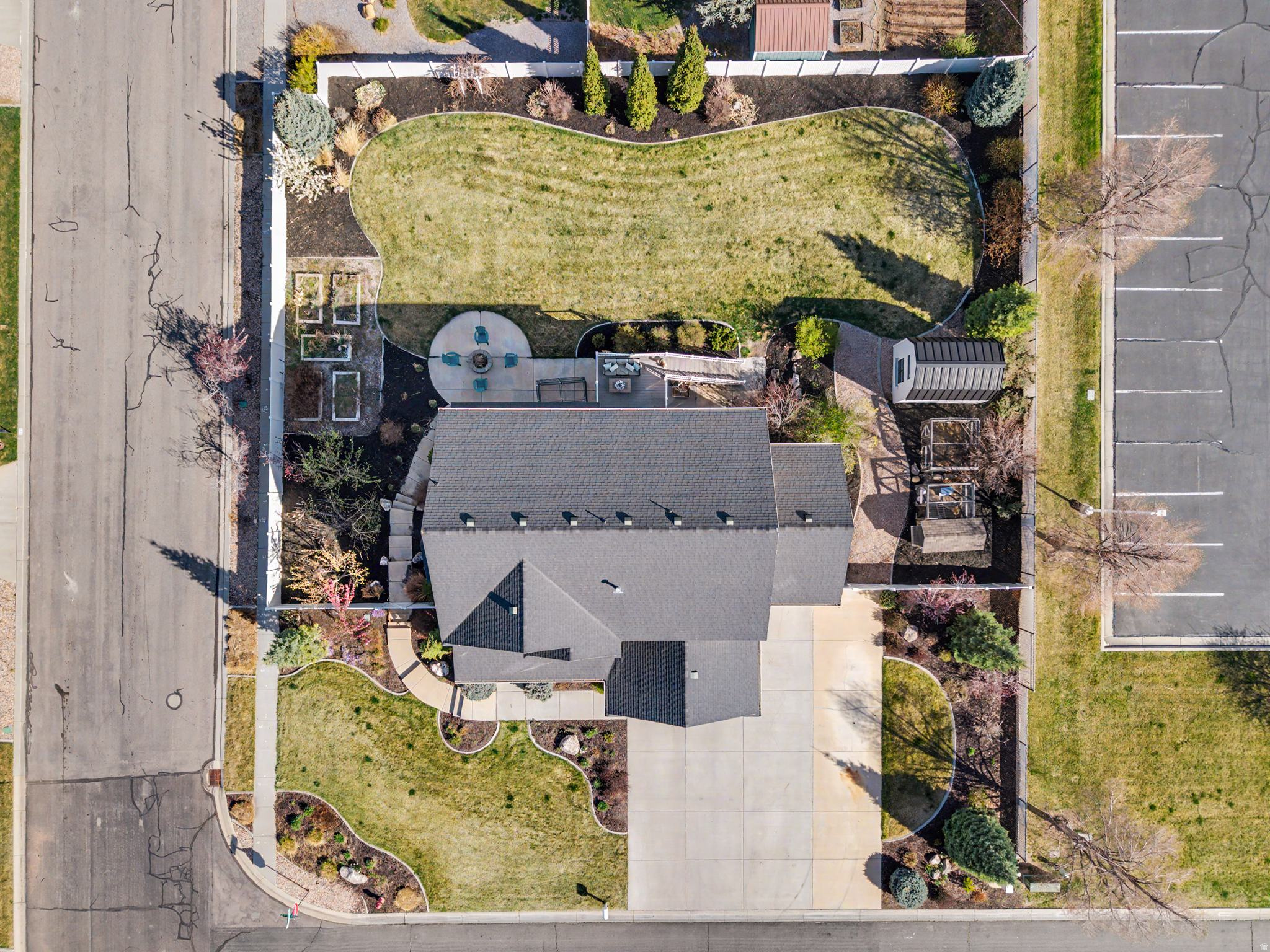 main property photo 39