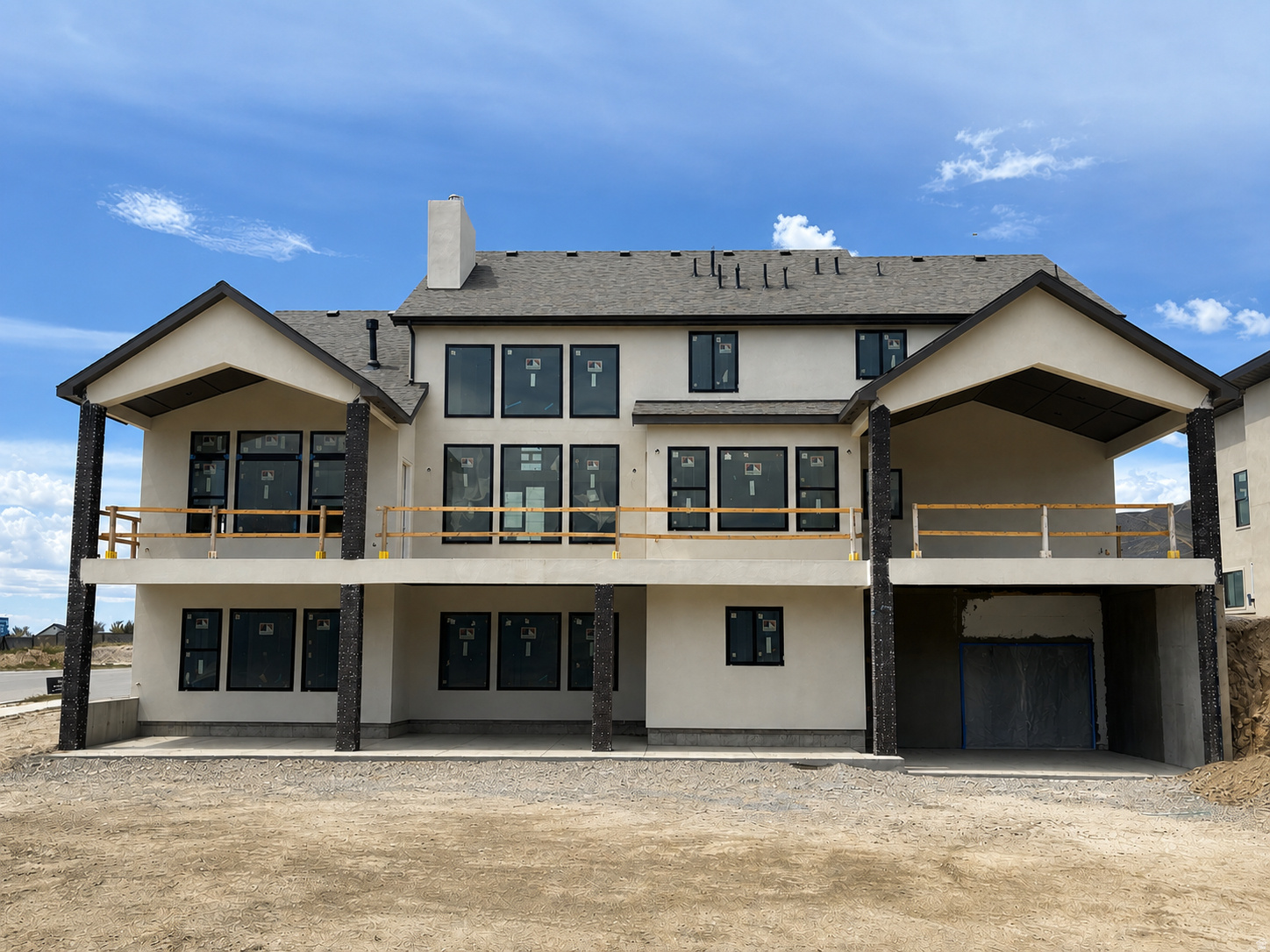 main property photo 30