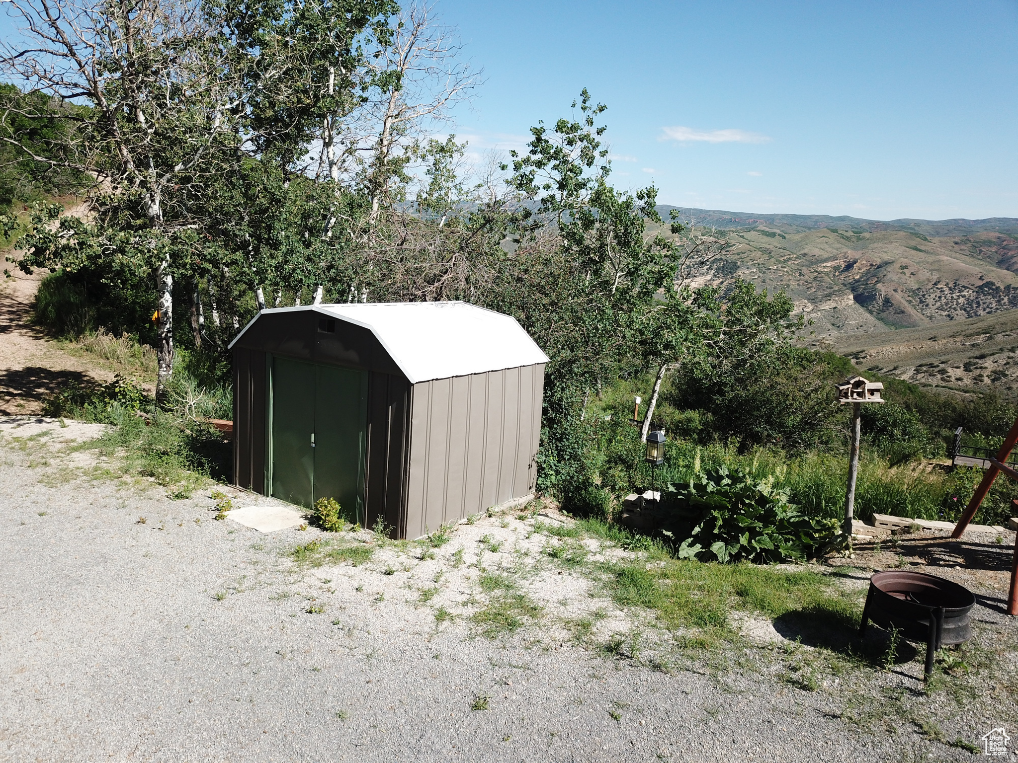 main property photo 34