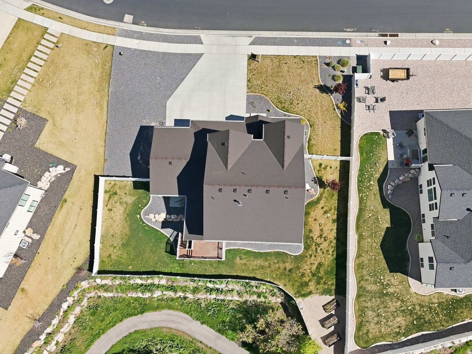 main property photo 60