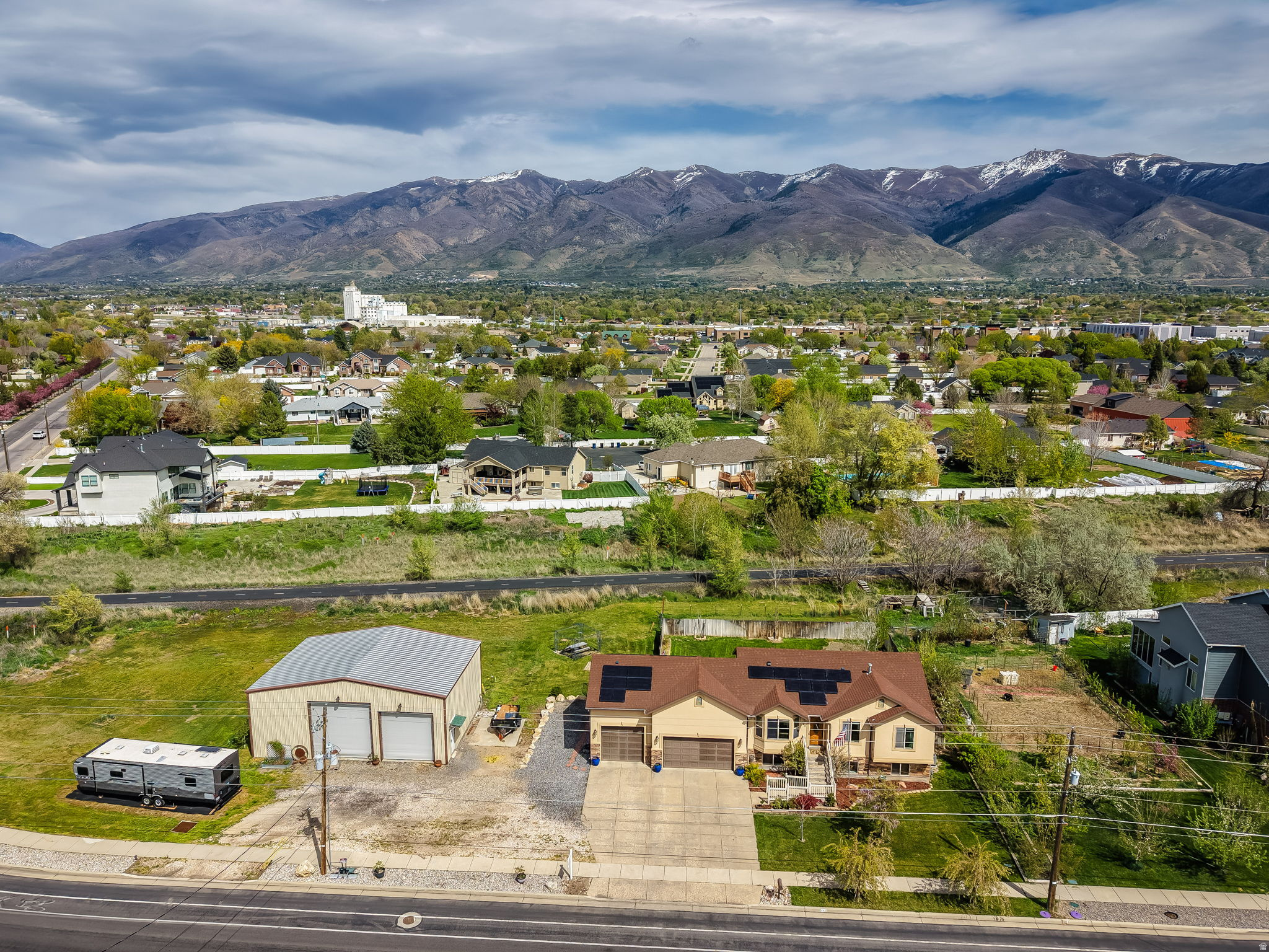 main property photo 34