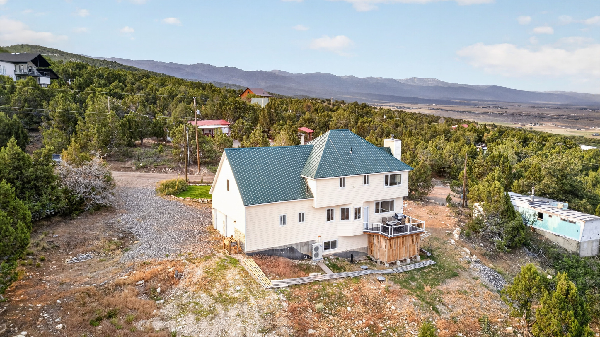 main property photo 30