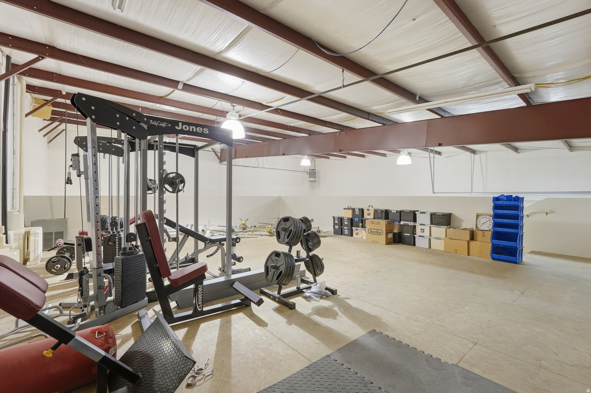 main property photo 23