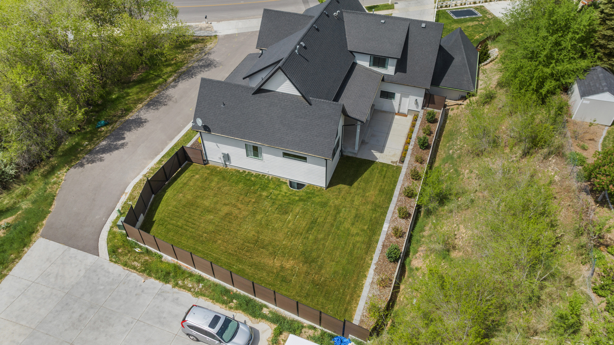 main property photo 54