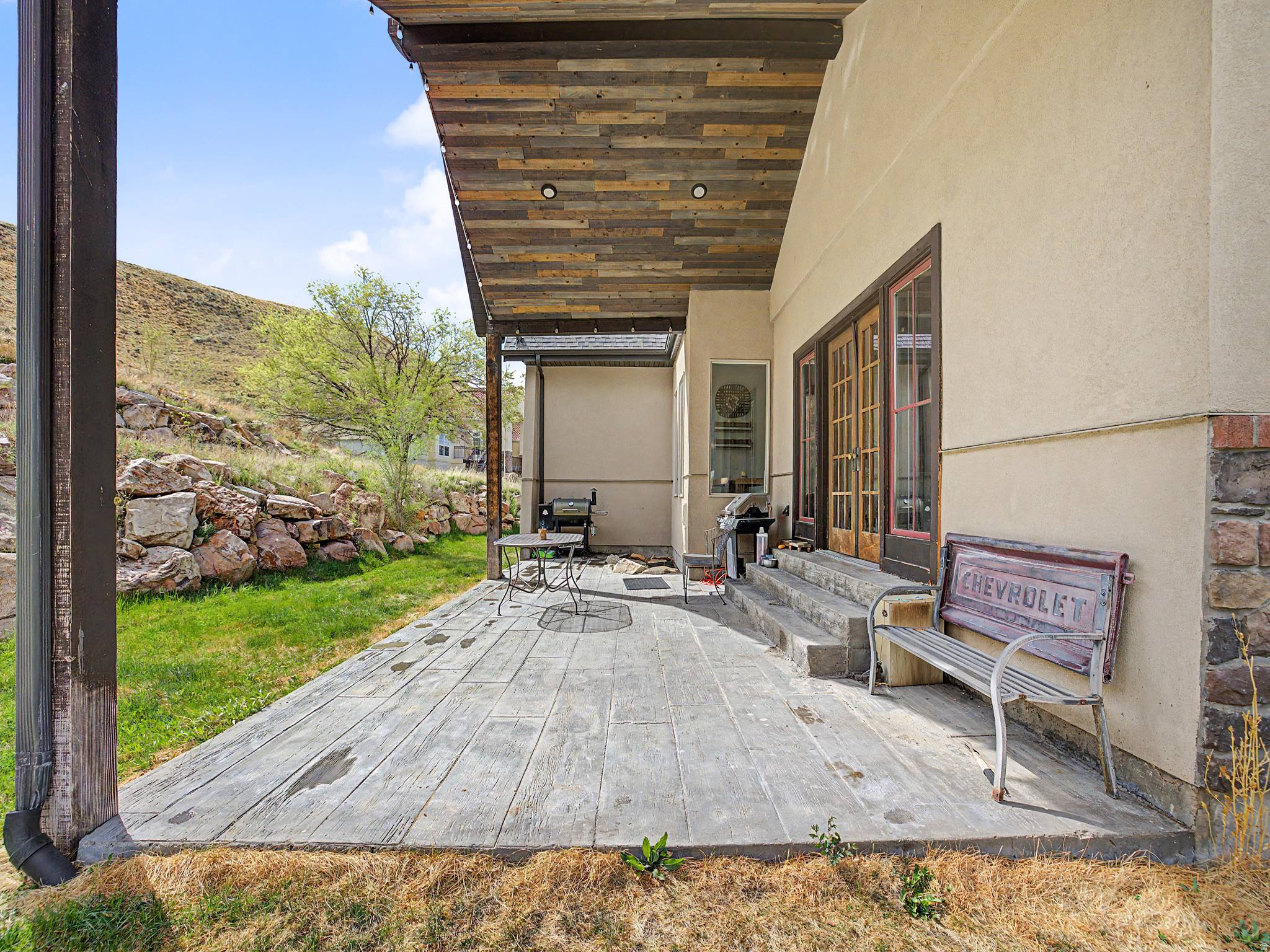 main property photo 43