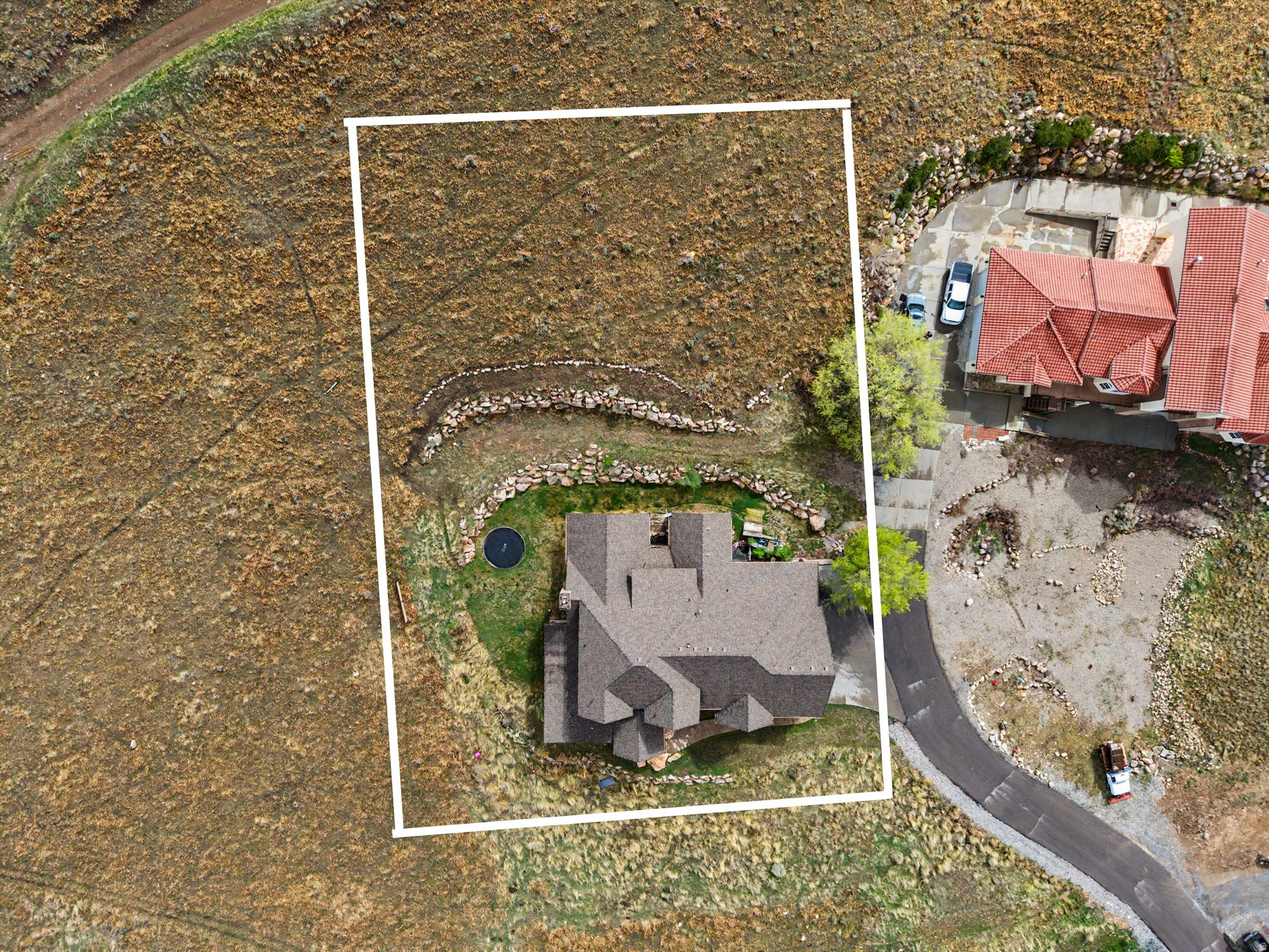 main property photo 45