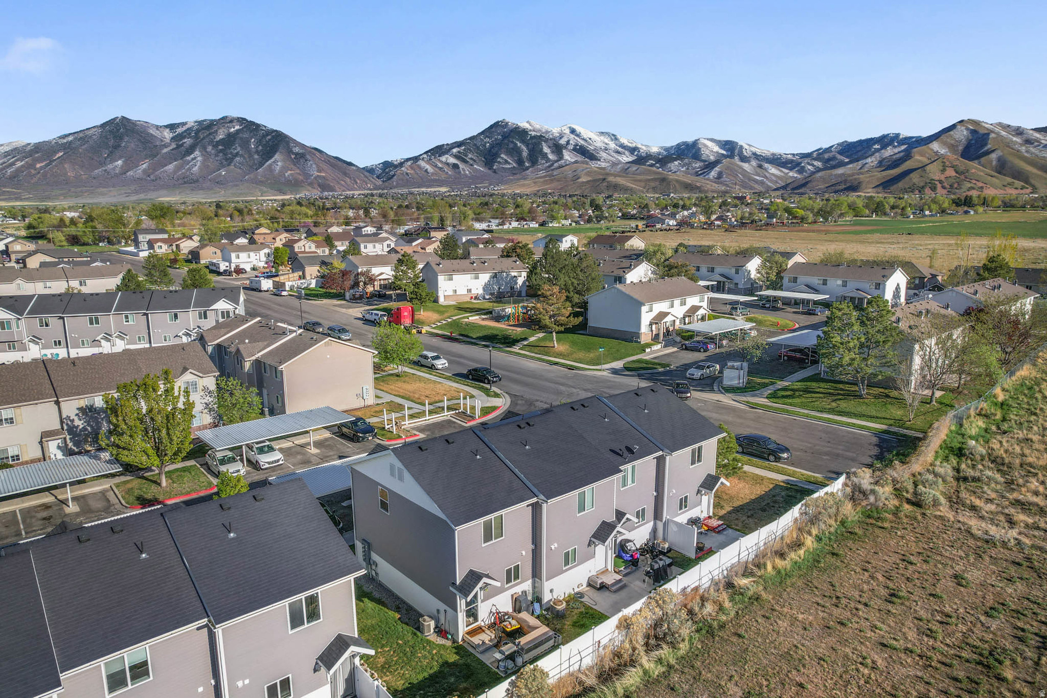 main property photo 16