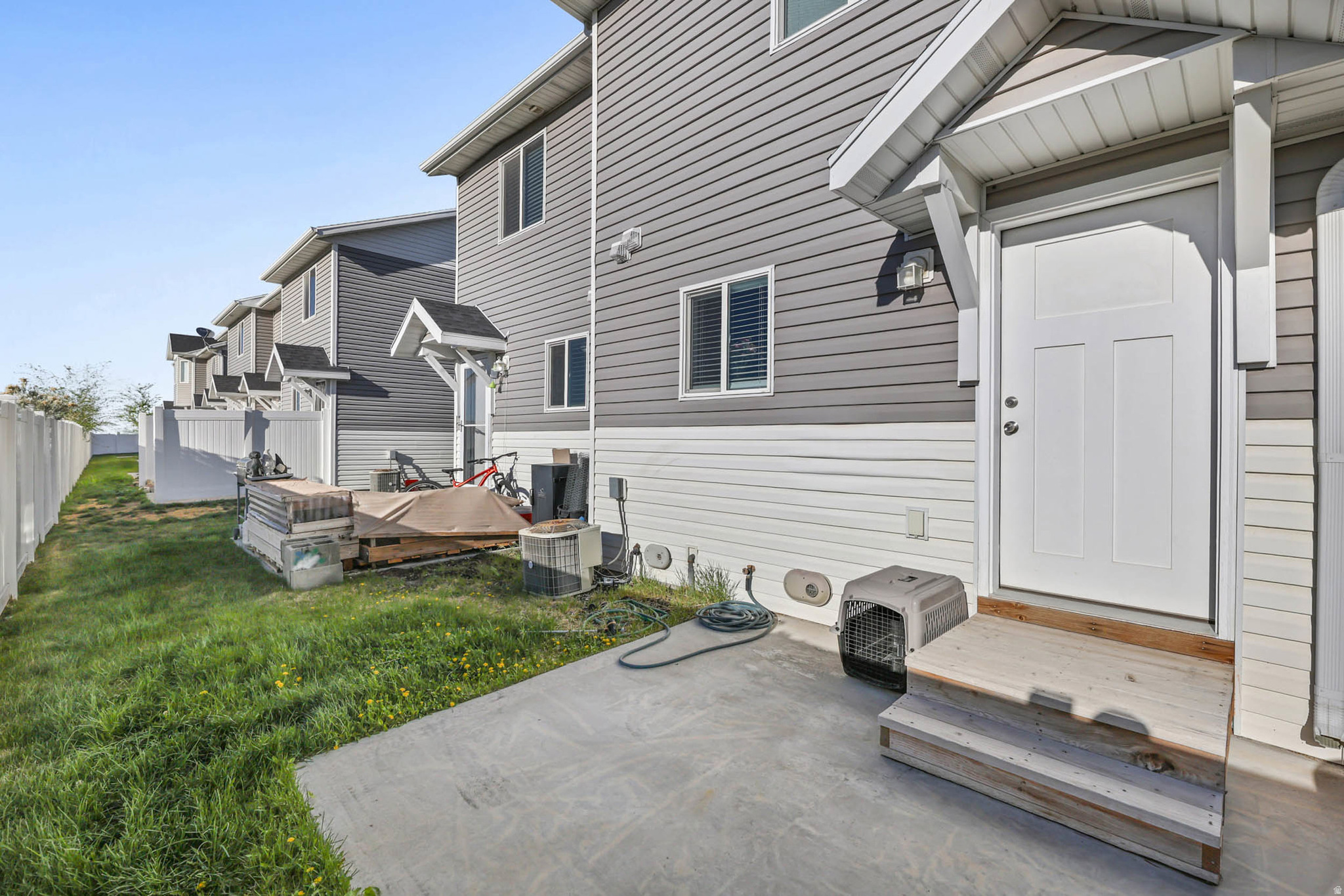 main property photo 22