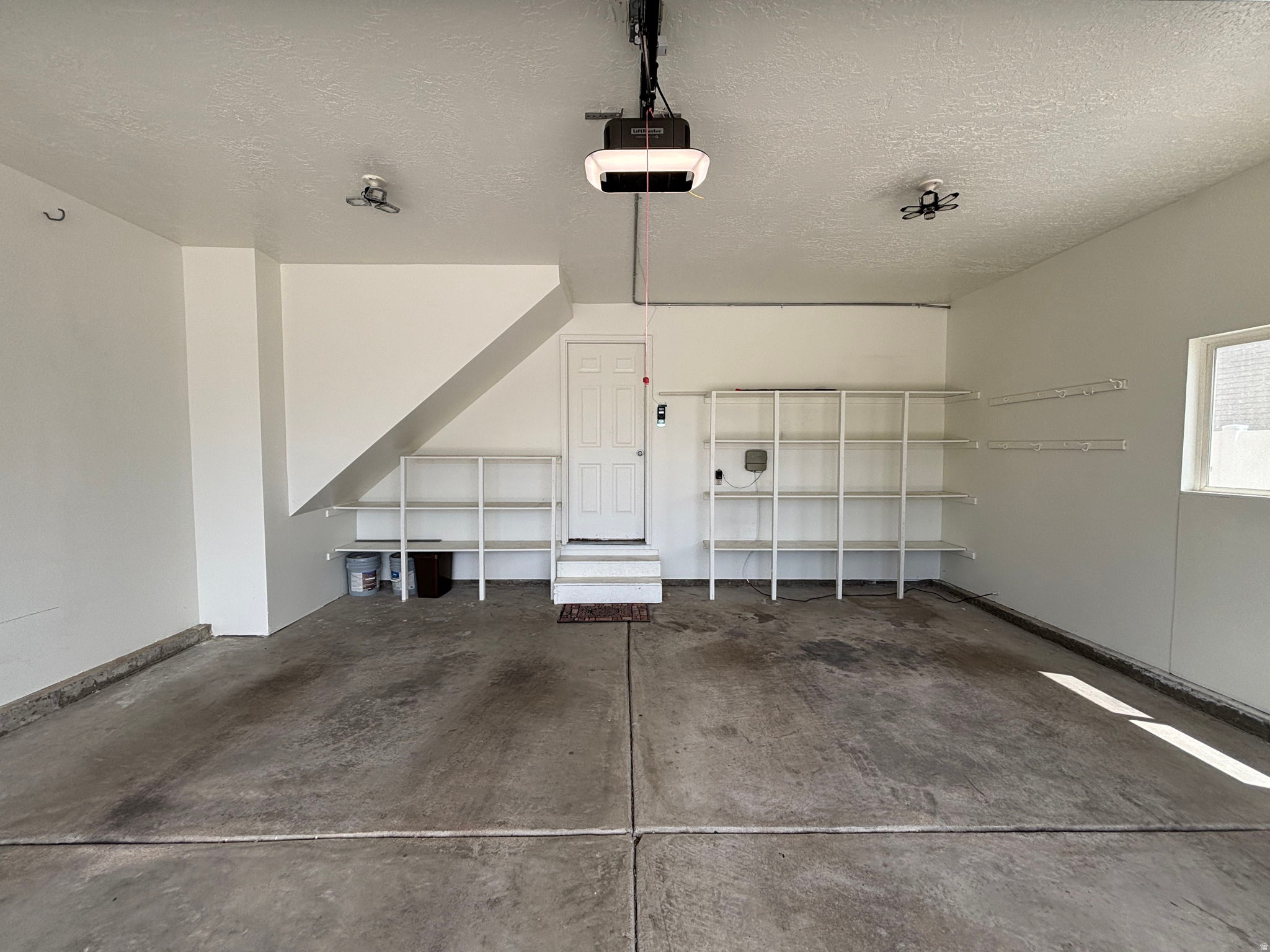 main property photo 74