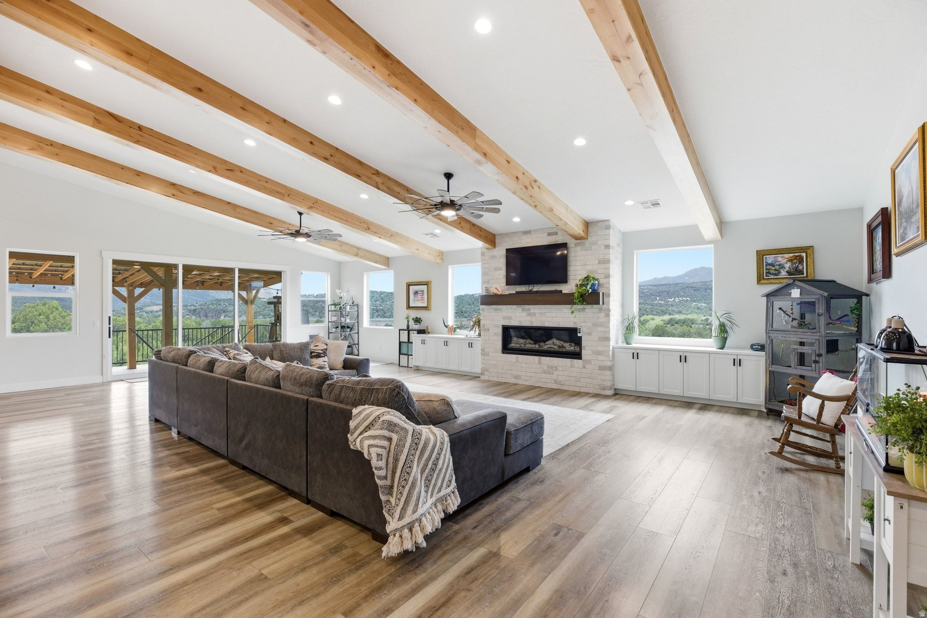 main property photo 58