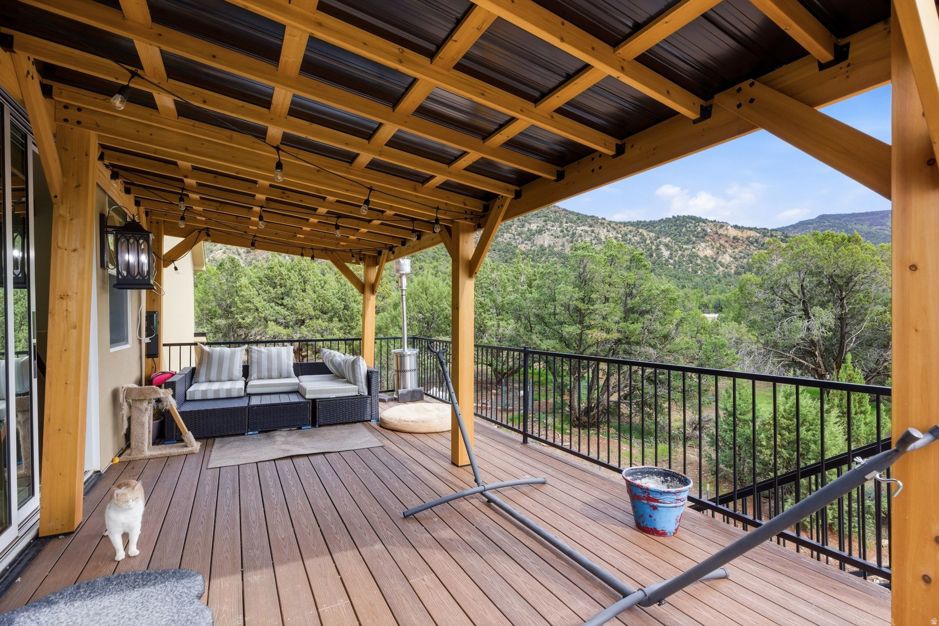 main property photo 68
