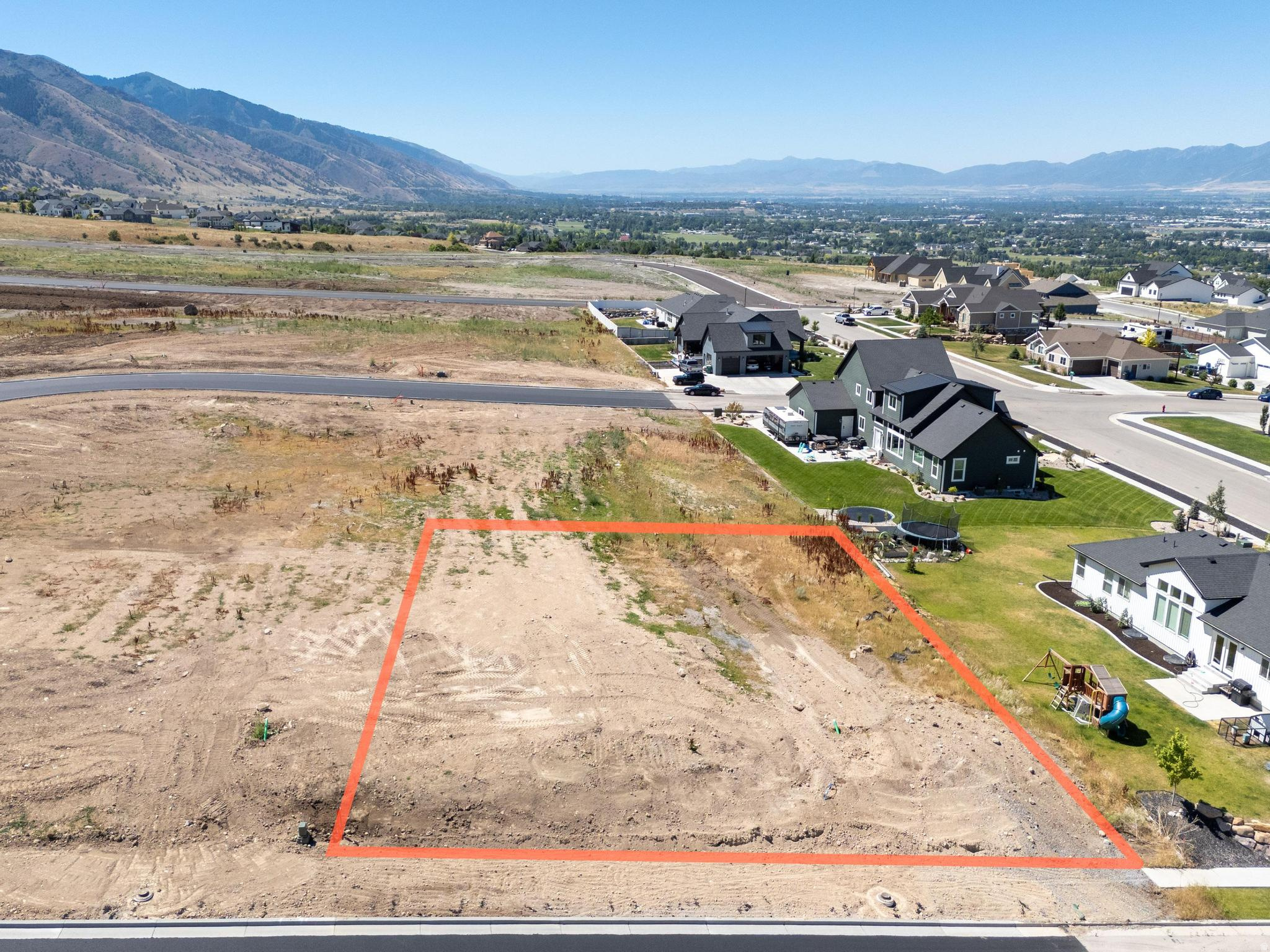 main property photo 3