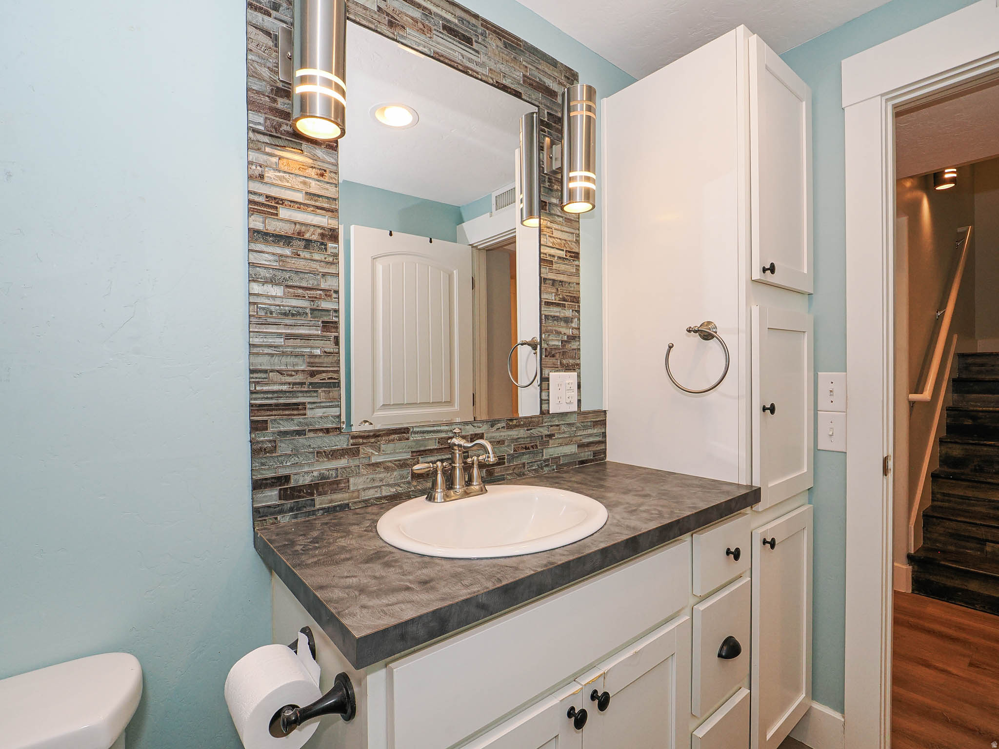 main property photo 56