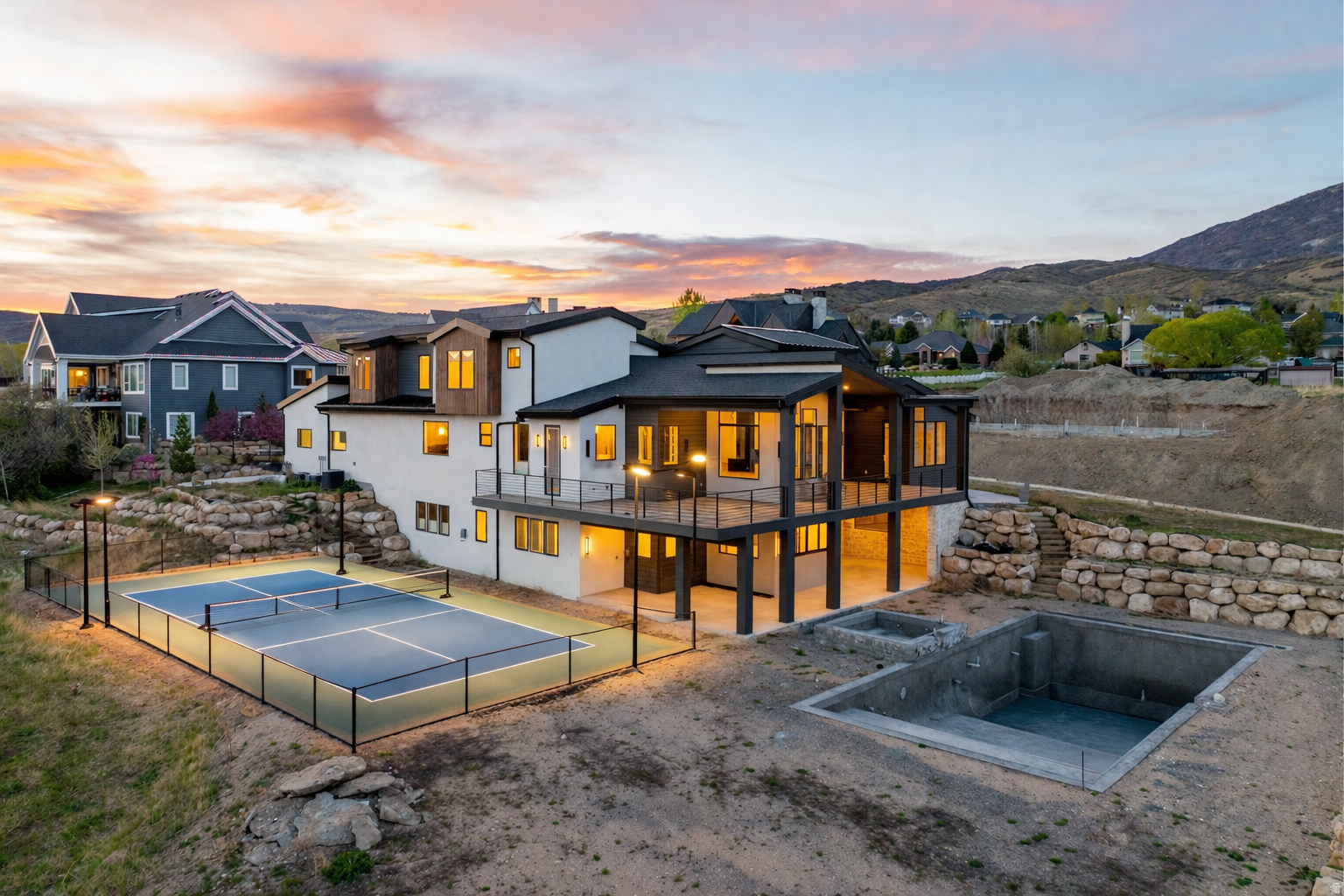 main property photo 45