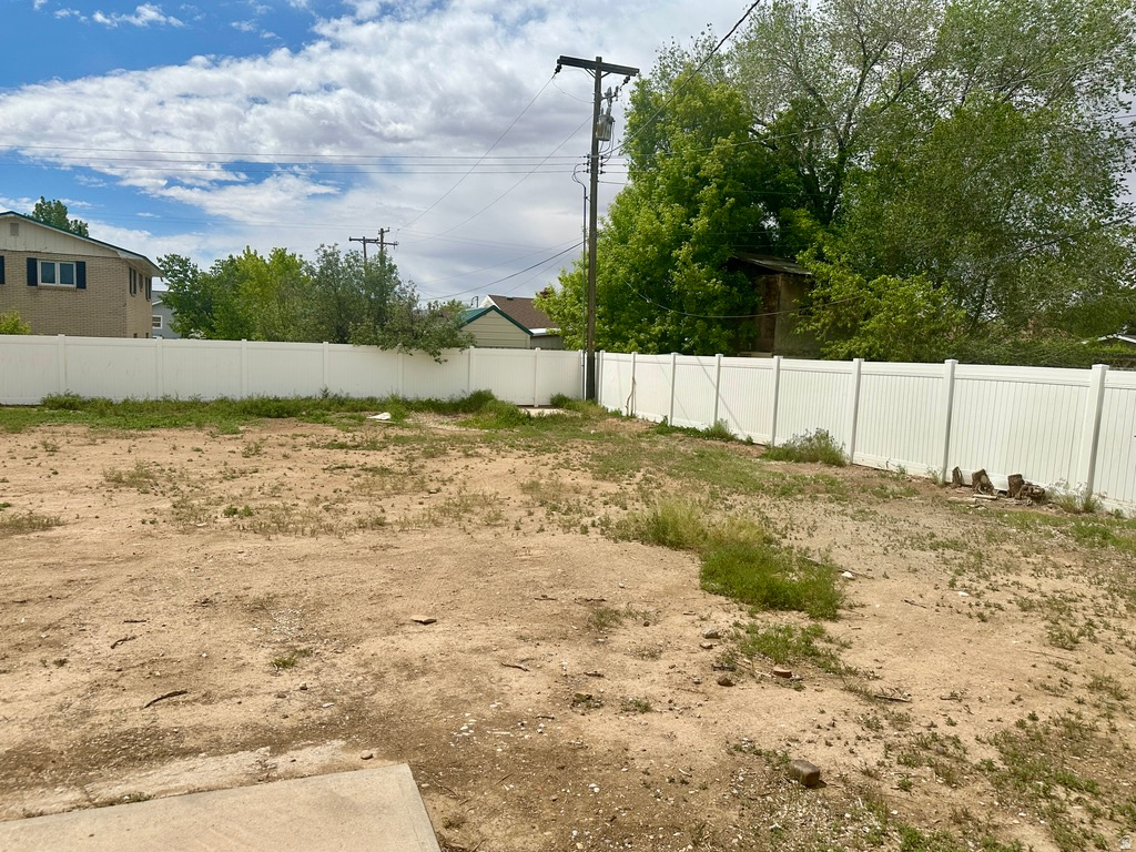 main property photo 19