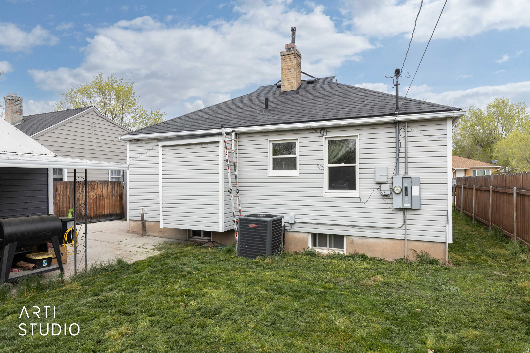 main property photo 29