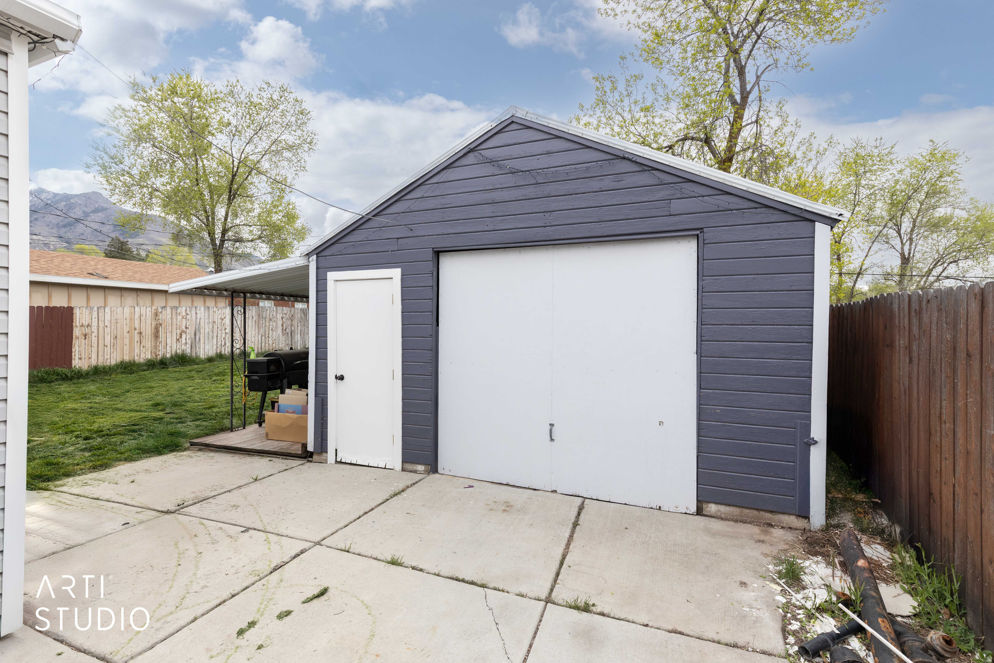 main property photo 34