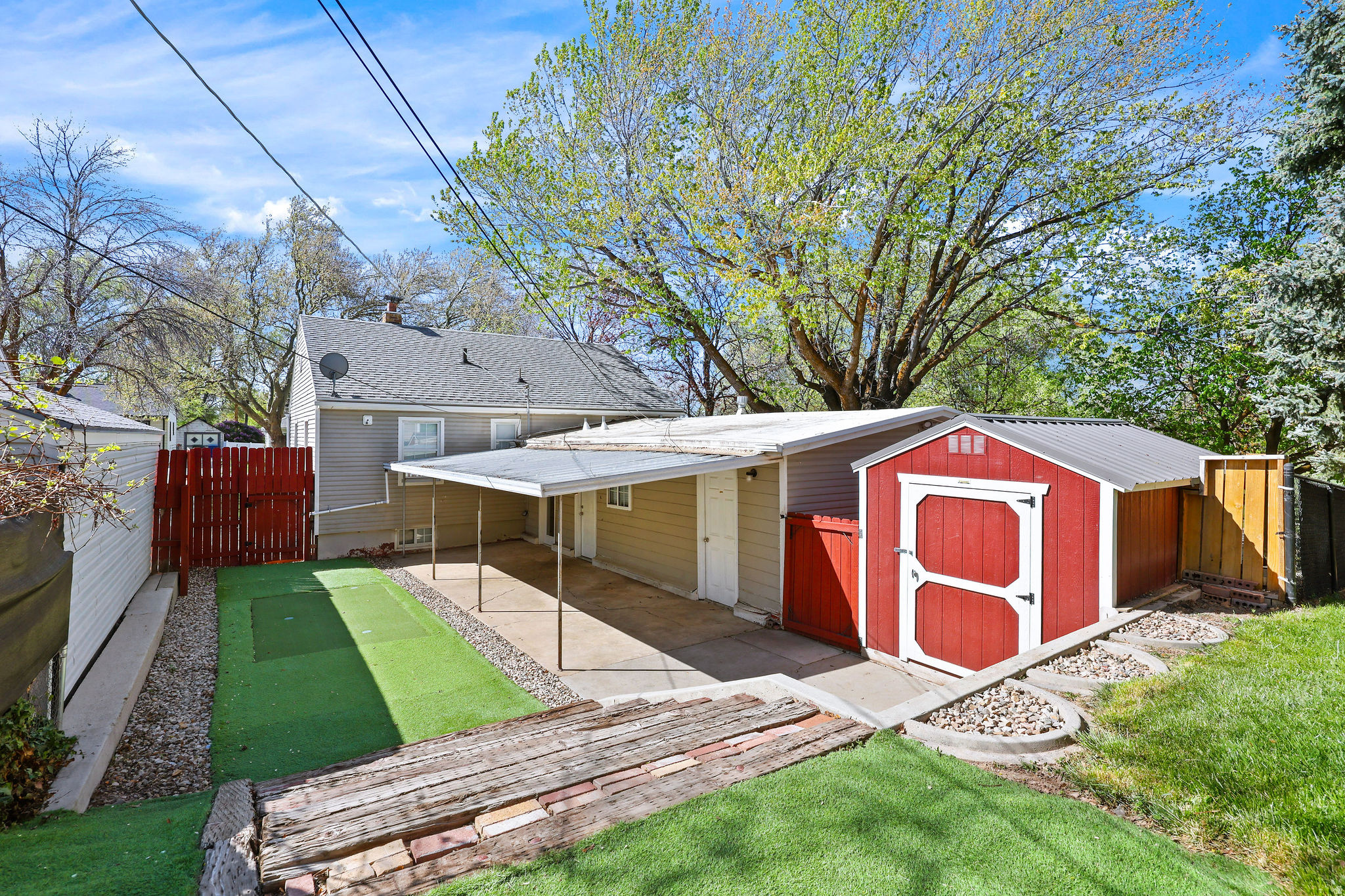 main property photo 20