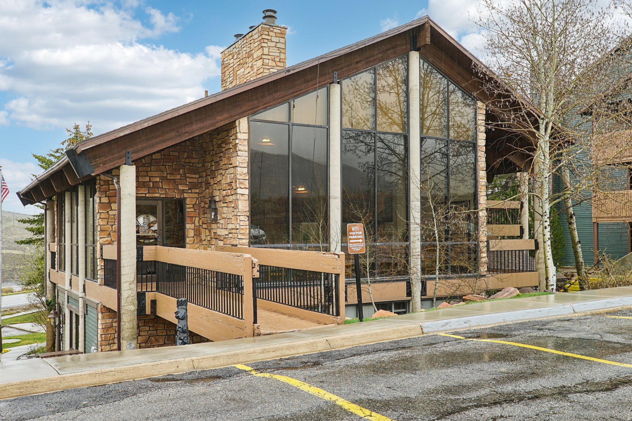 main property photo 19
