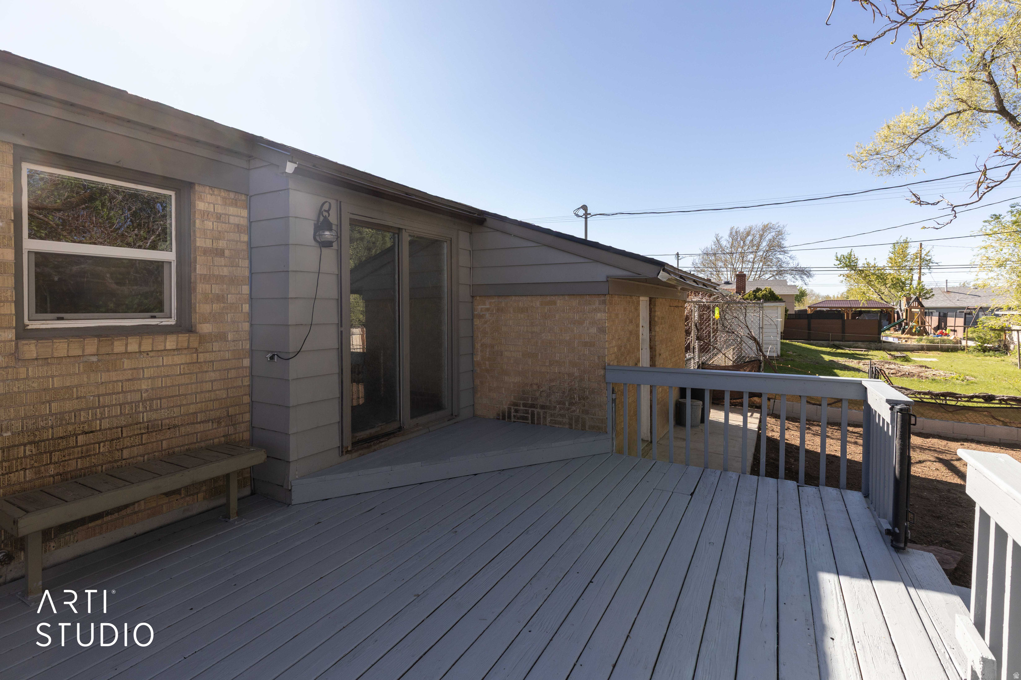 main property photo 30