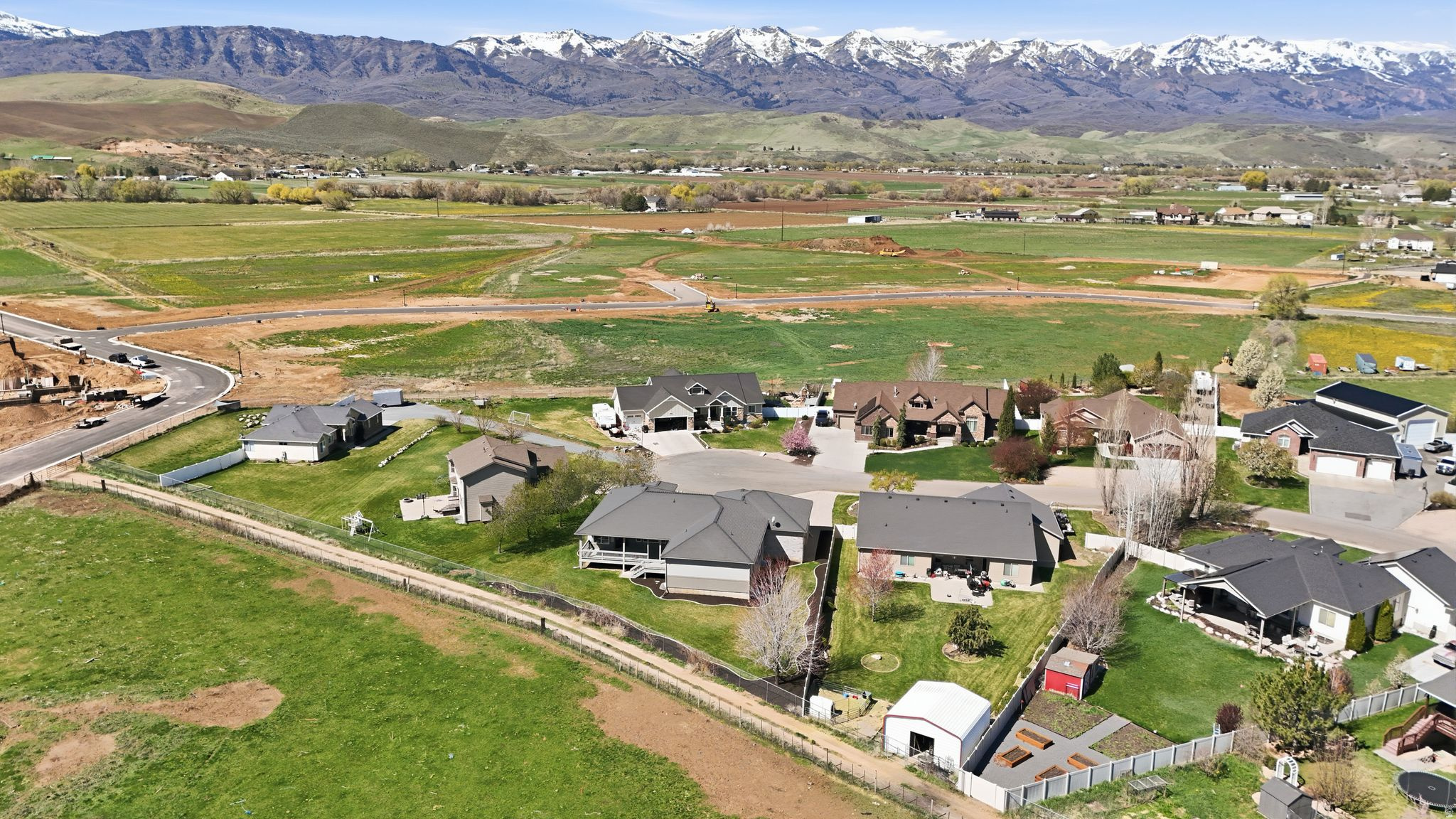main property photo 47