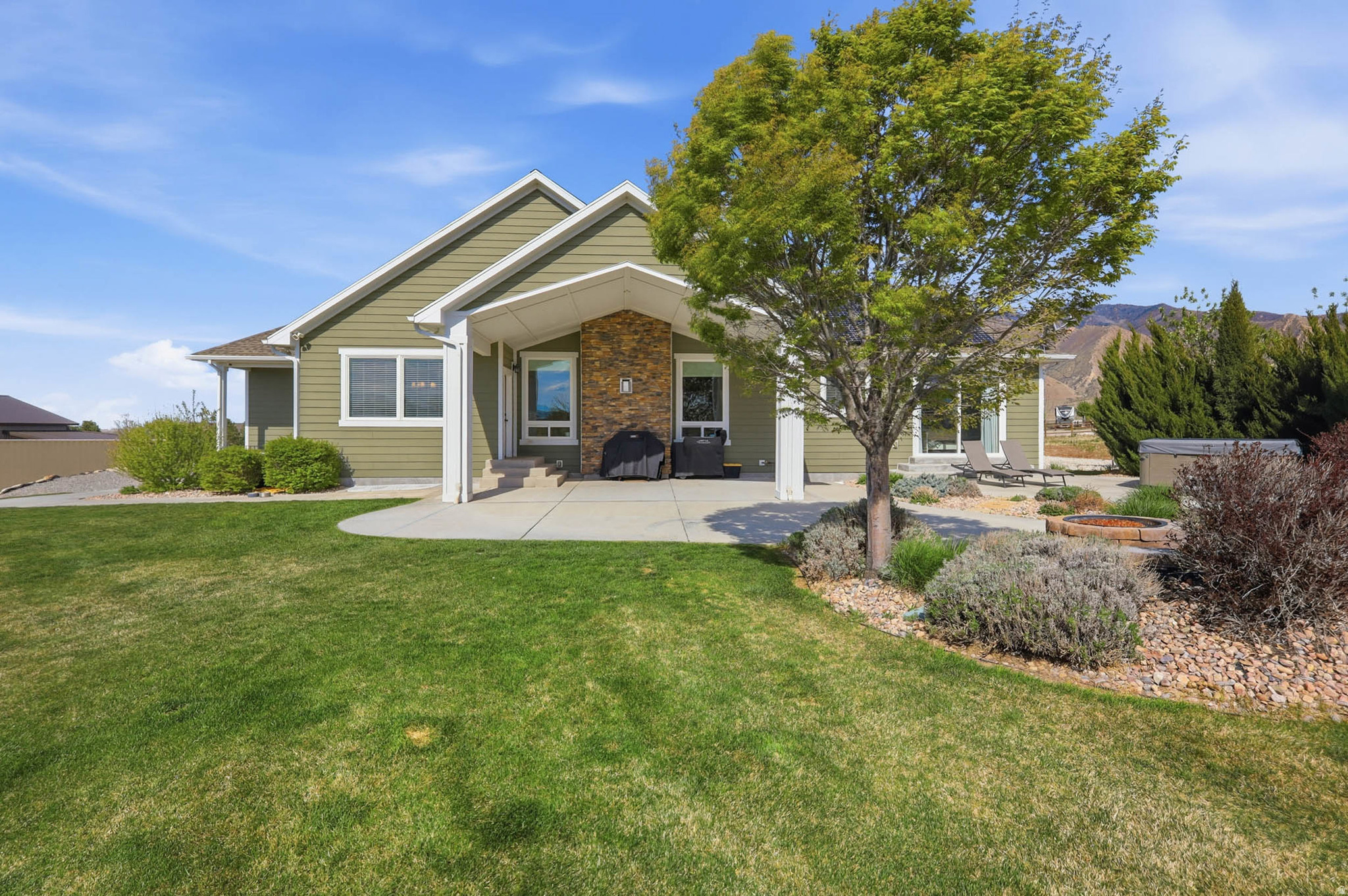 main property photo 61