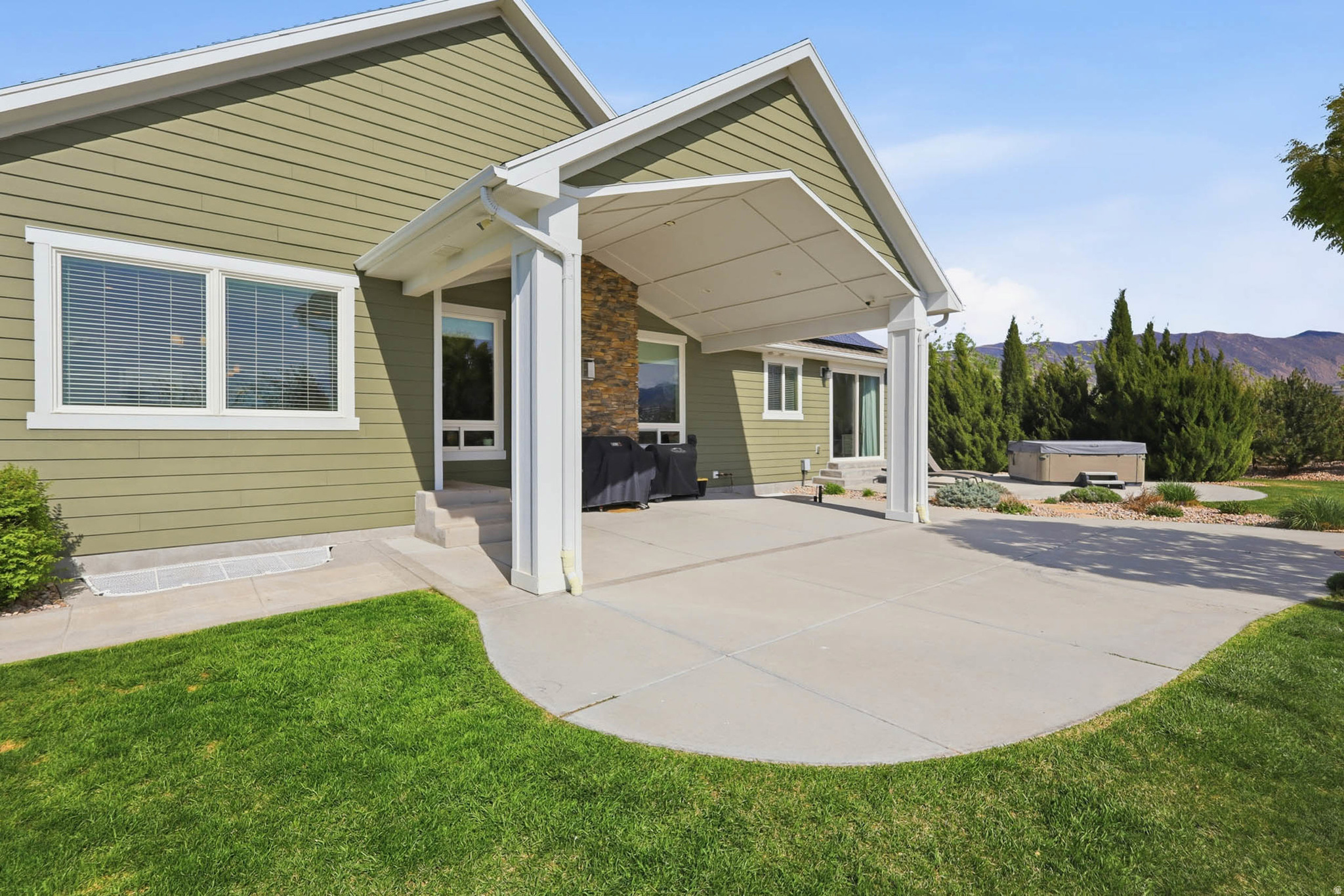 main property photo 62