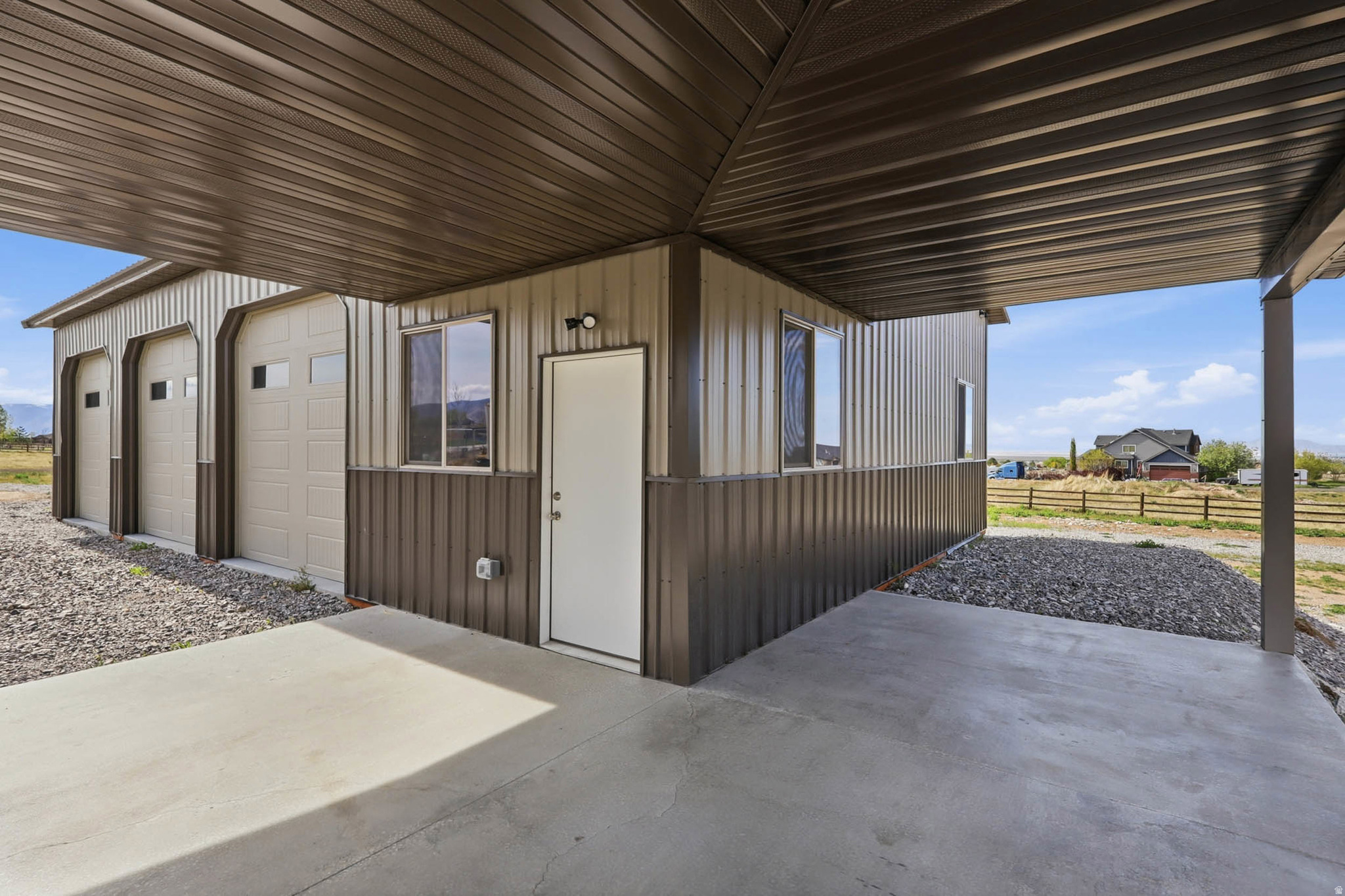 main property photo 73