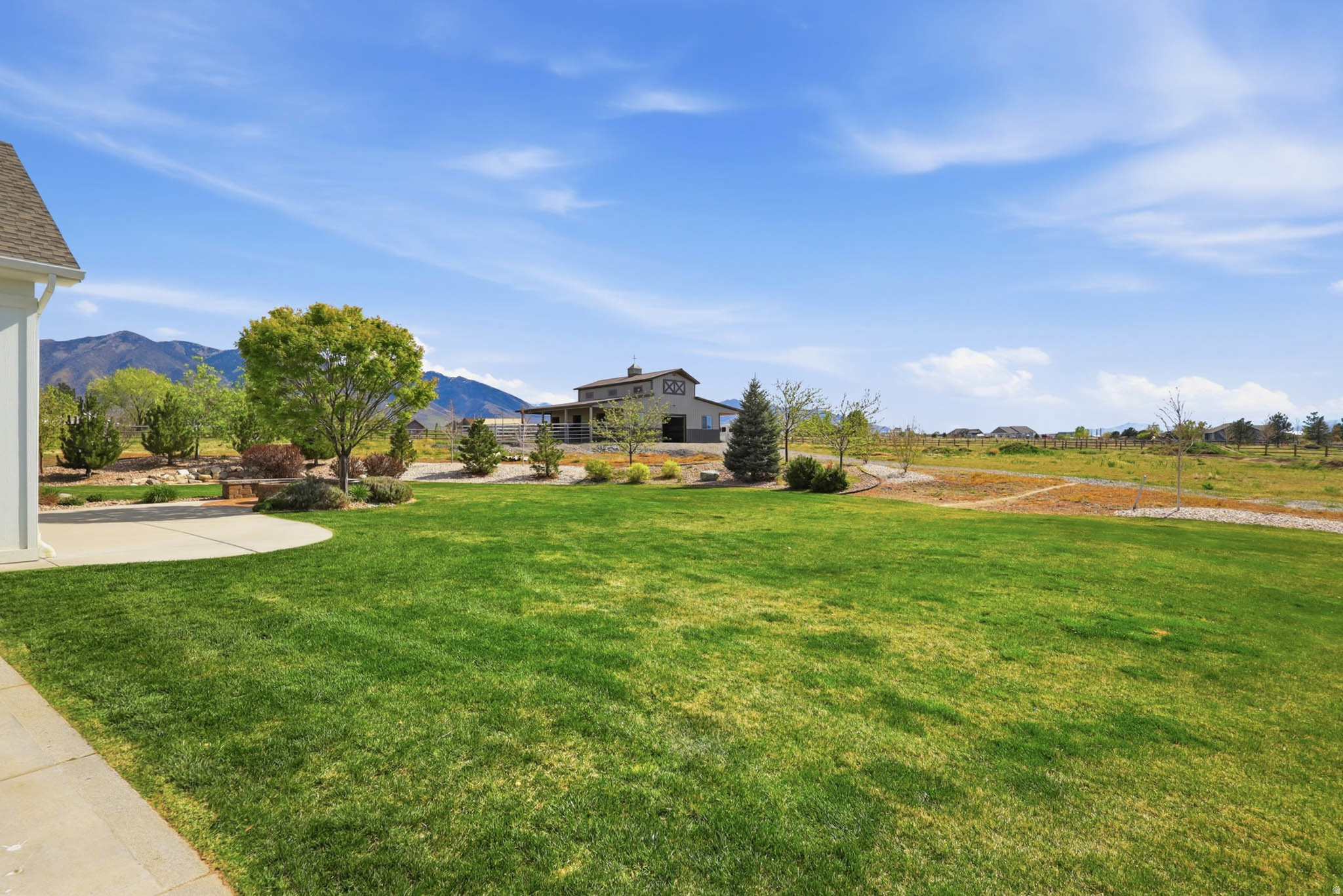 main property photo 76