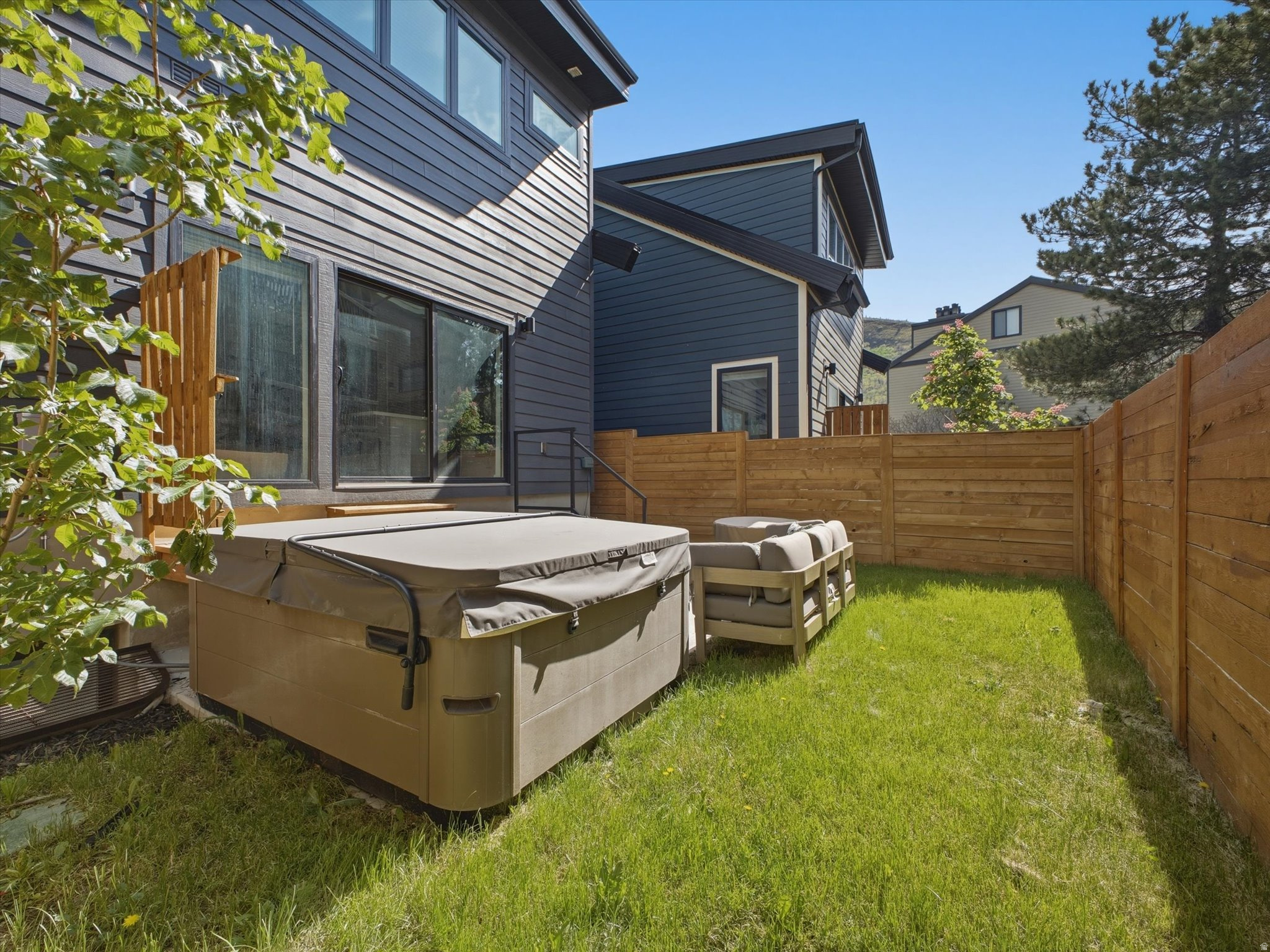 main property photo 47