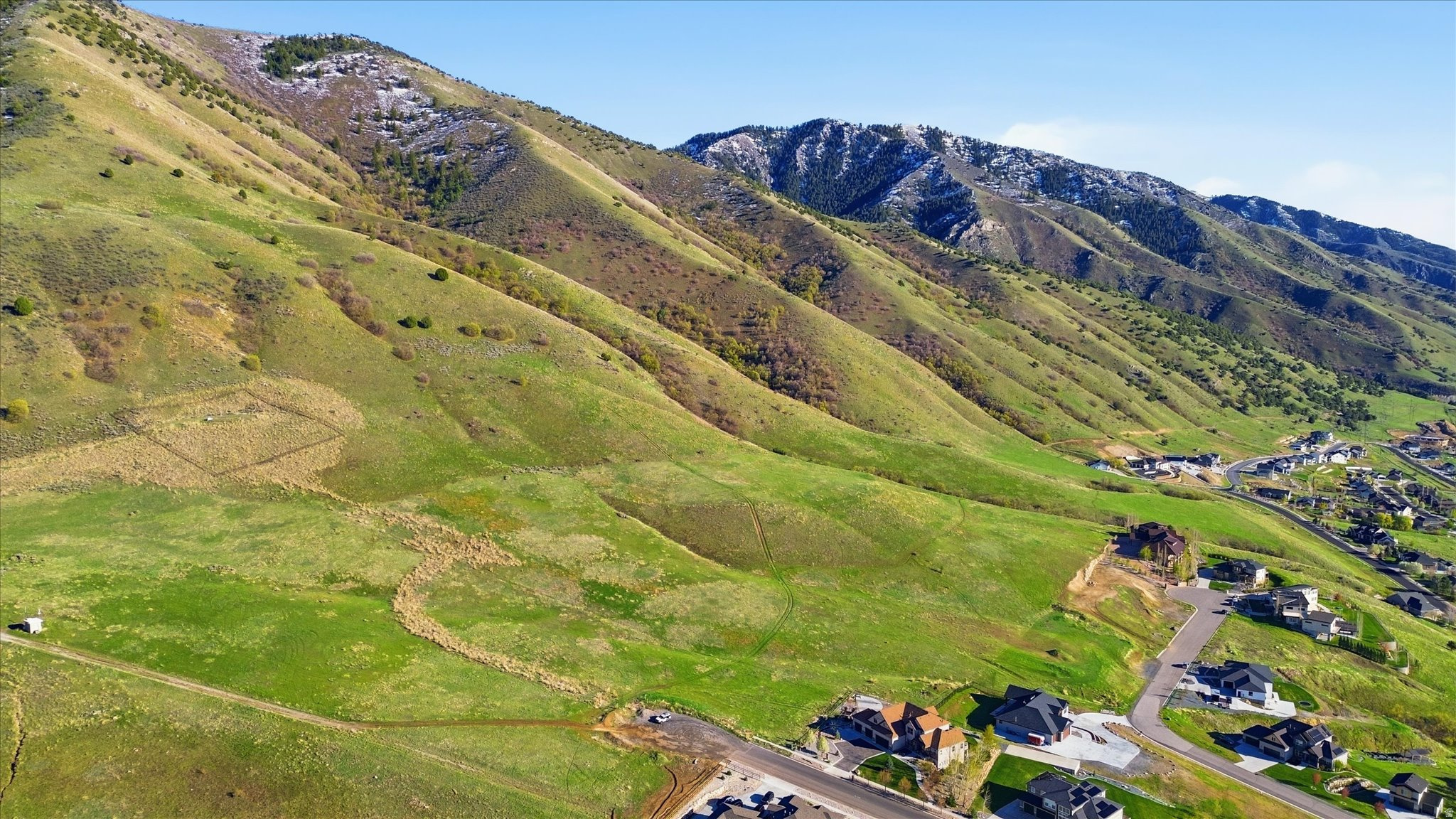 main property photo 15