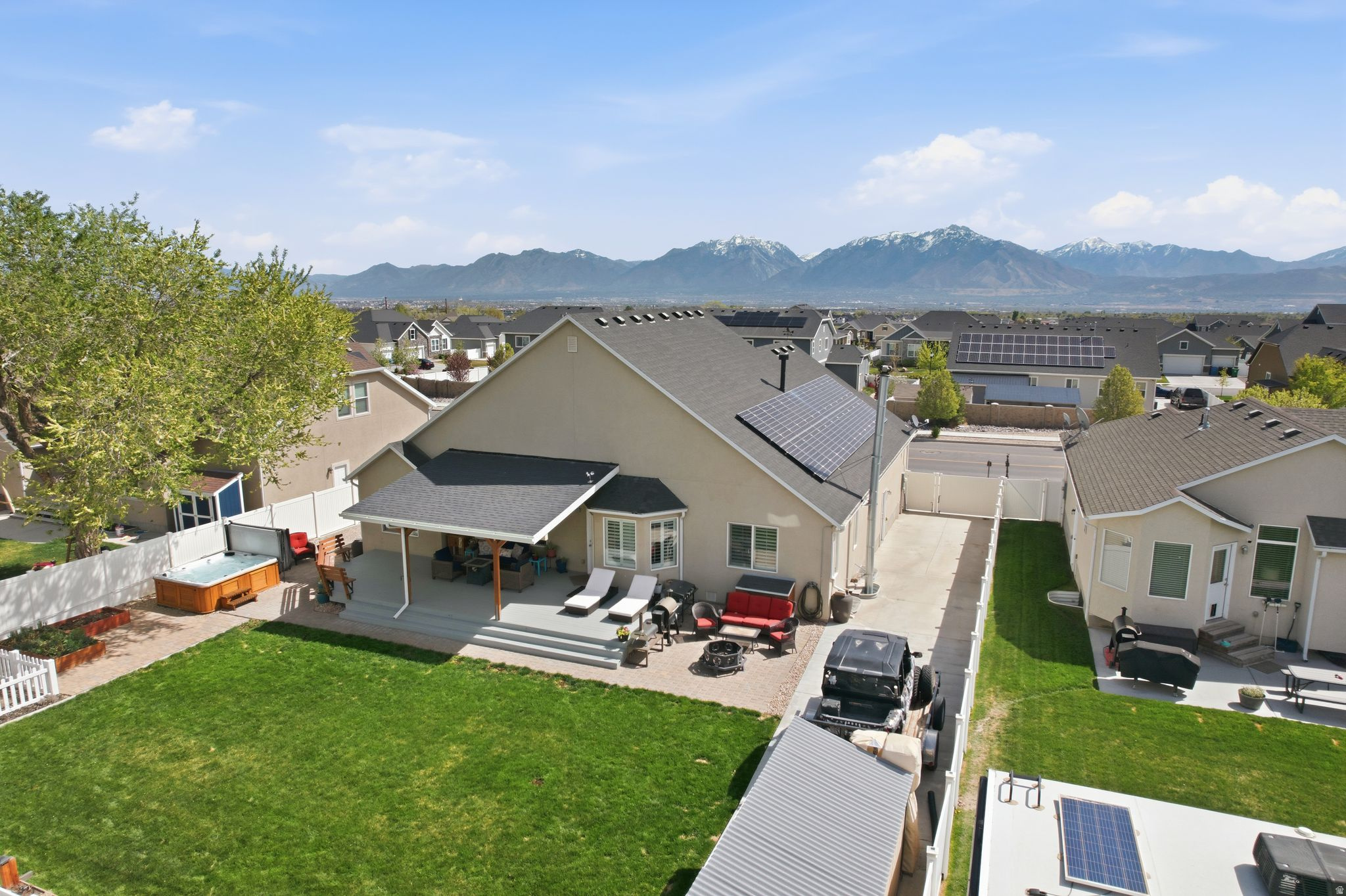 main property photo 59