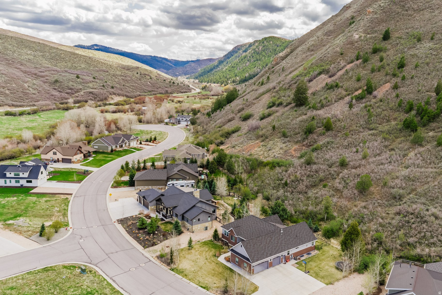 main property photo 54