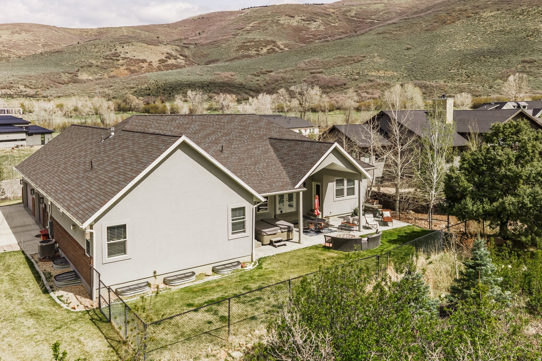 main property photo 60