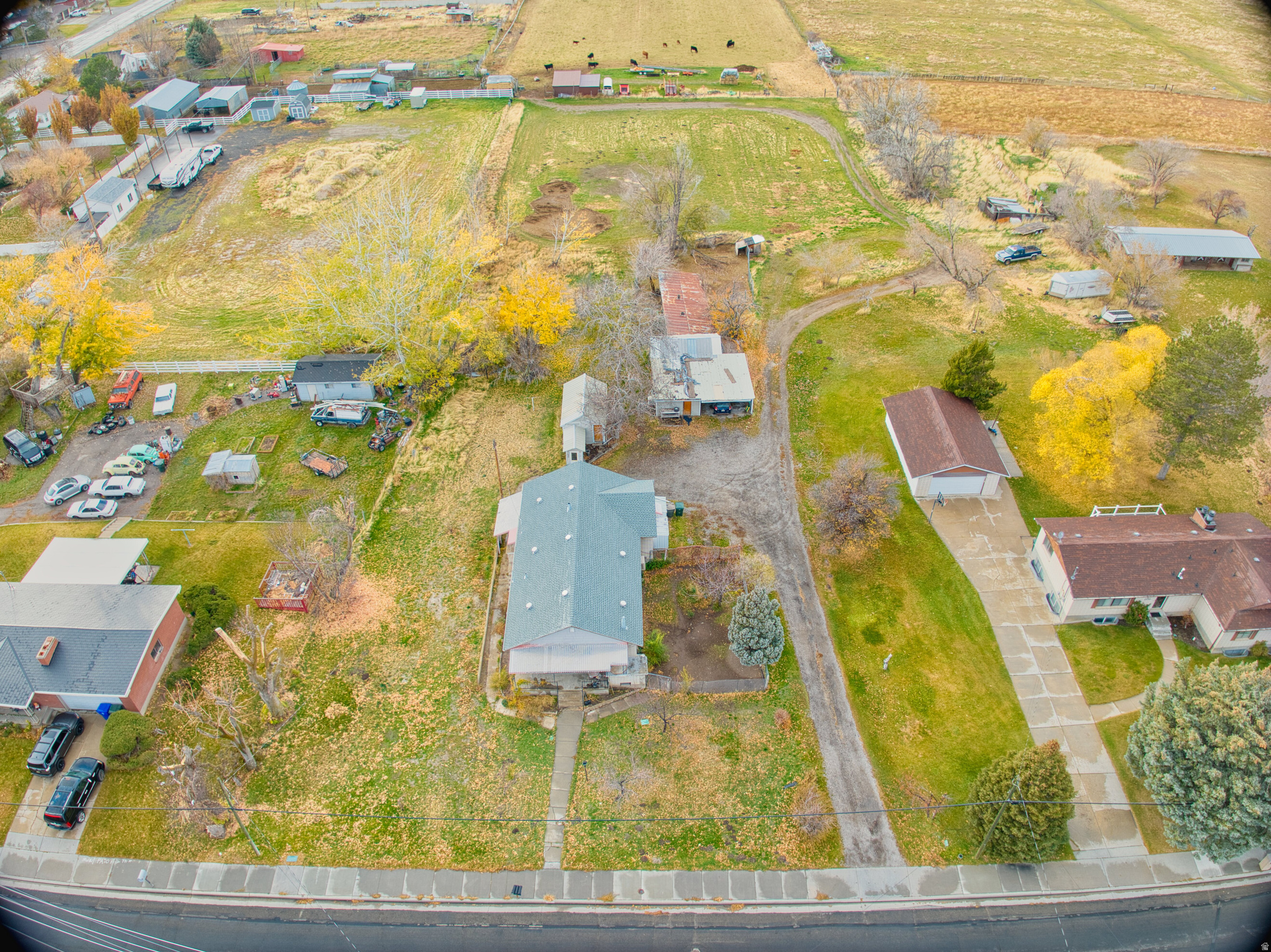 main property photo 19