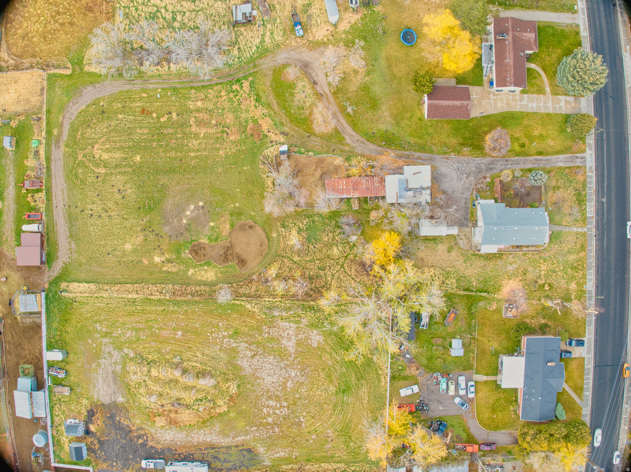 main property photo 23