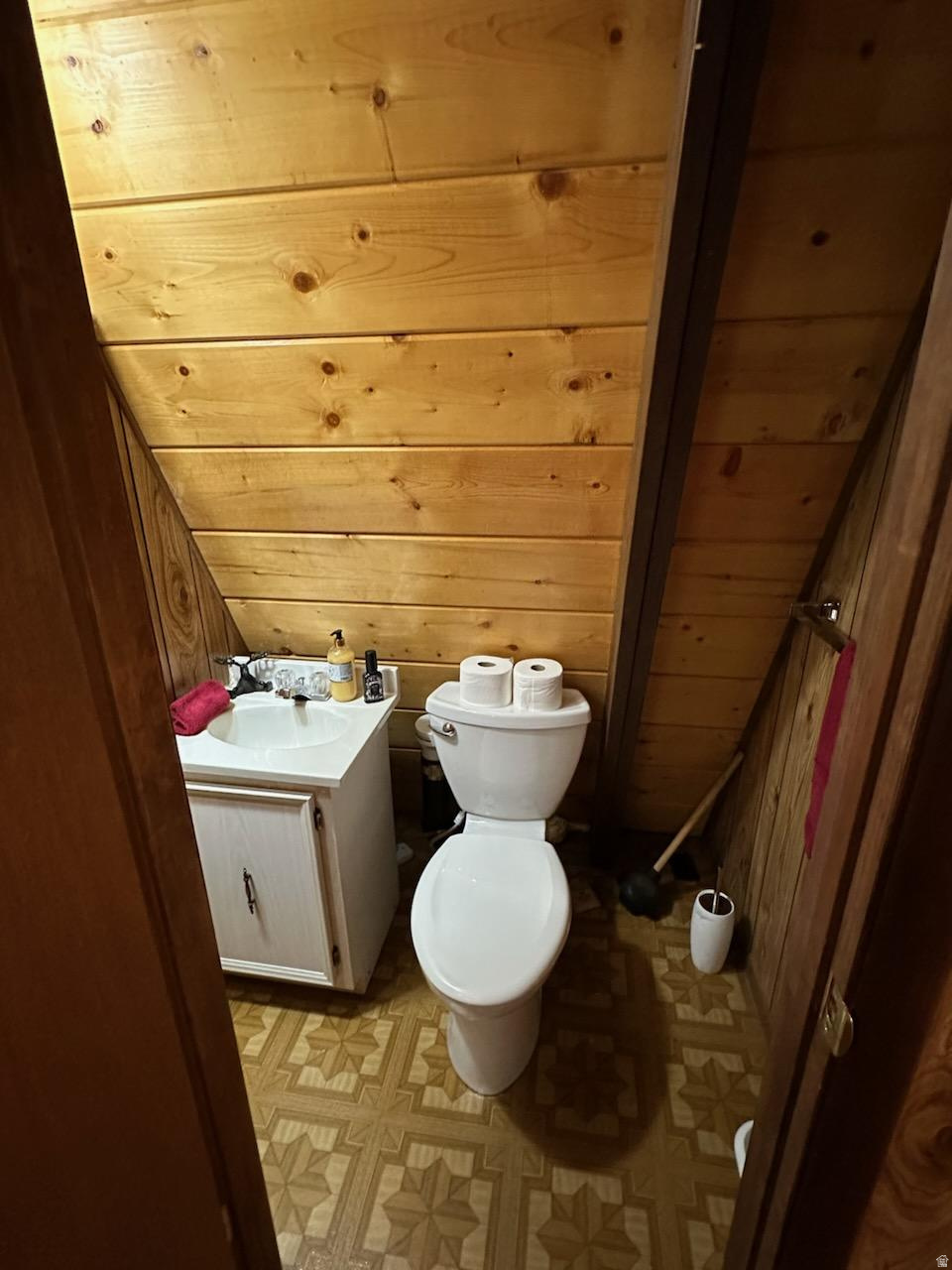 main property photo 34