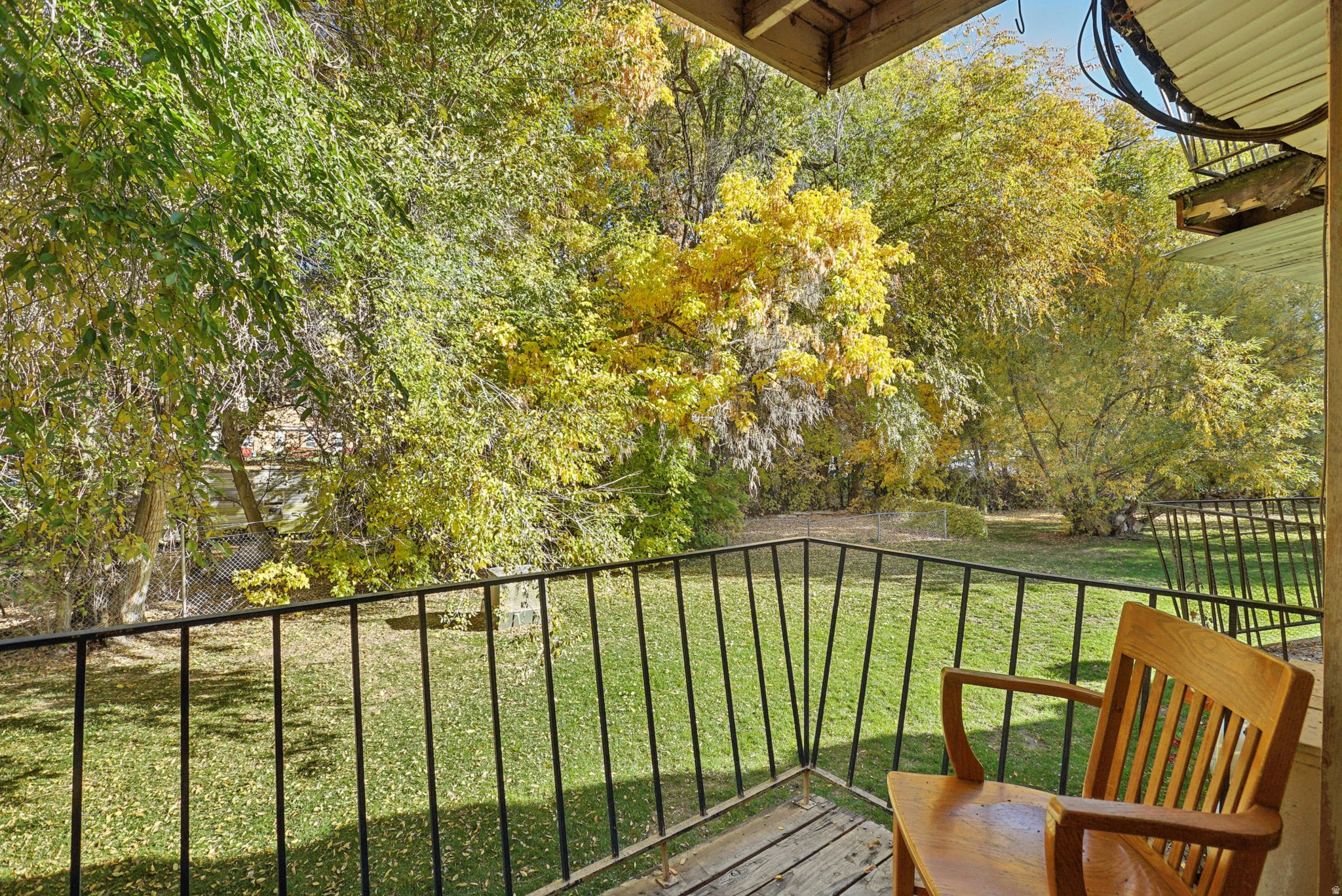 main property photo 7