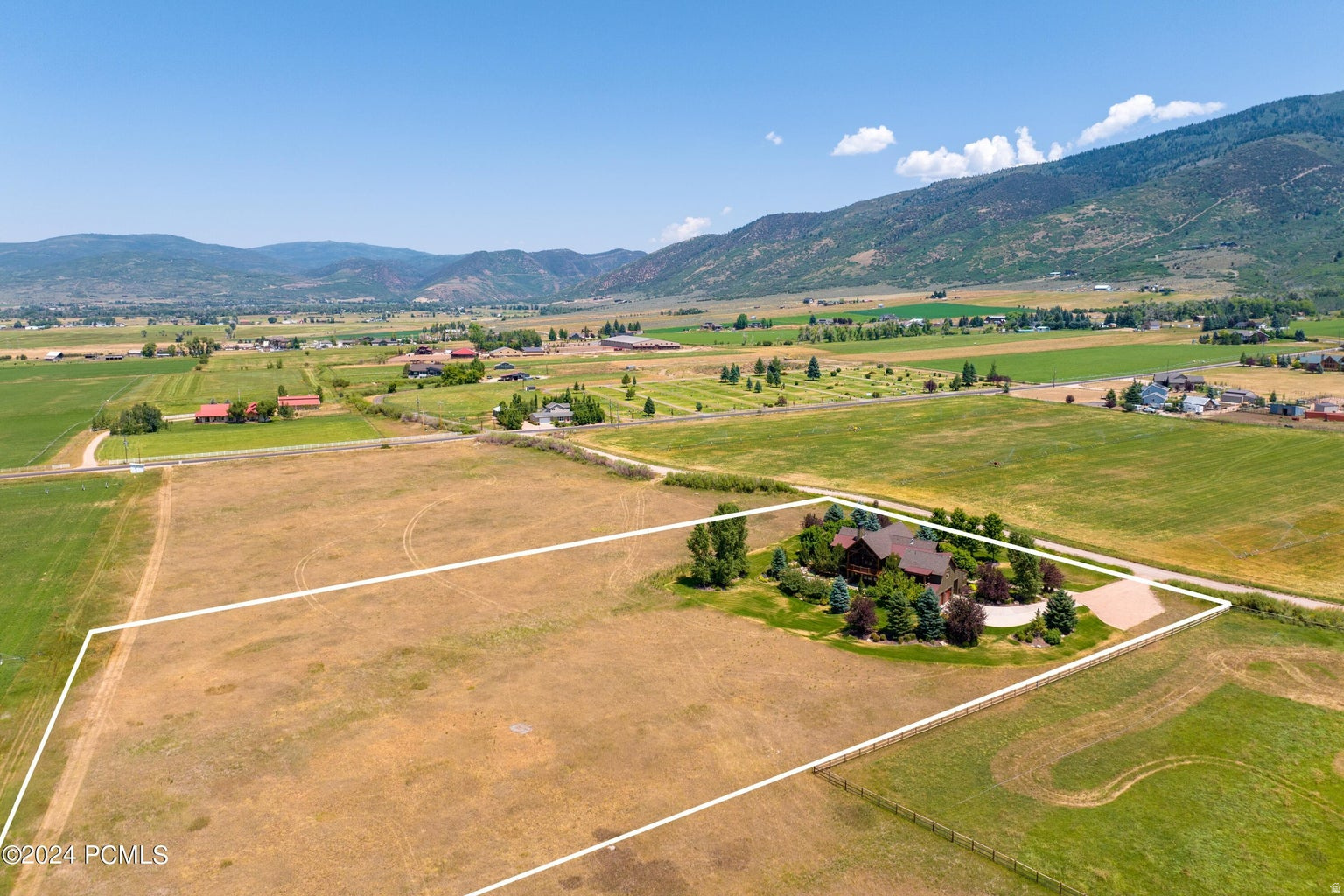 main property photo 15