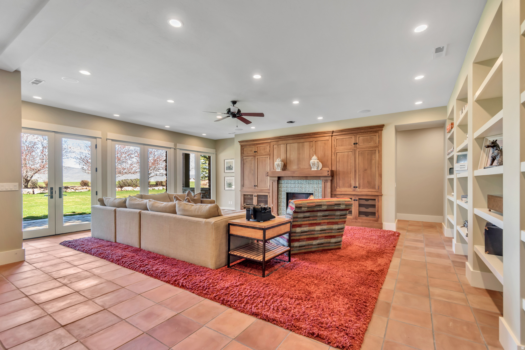 main property photo 59