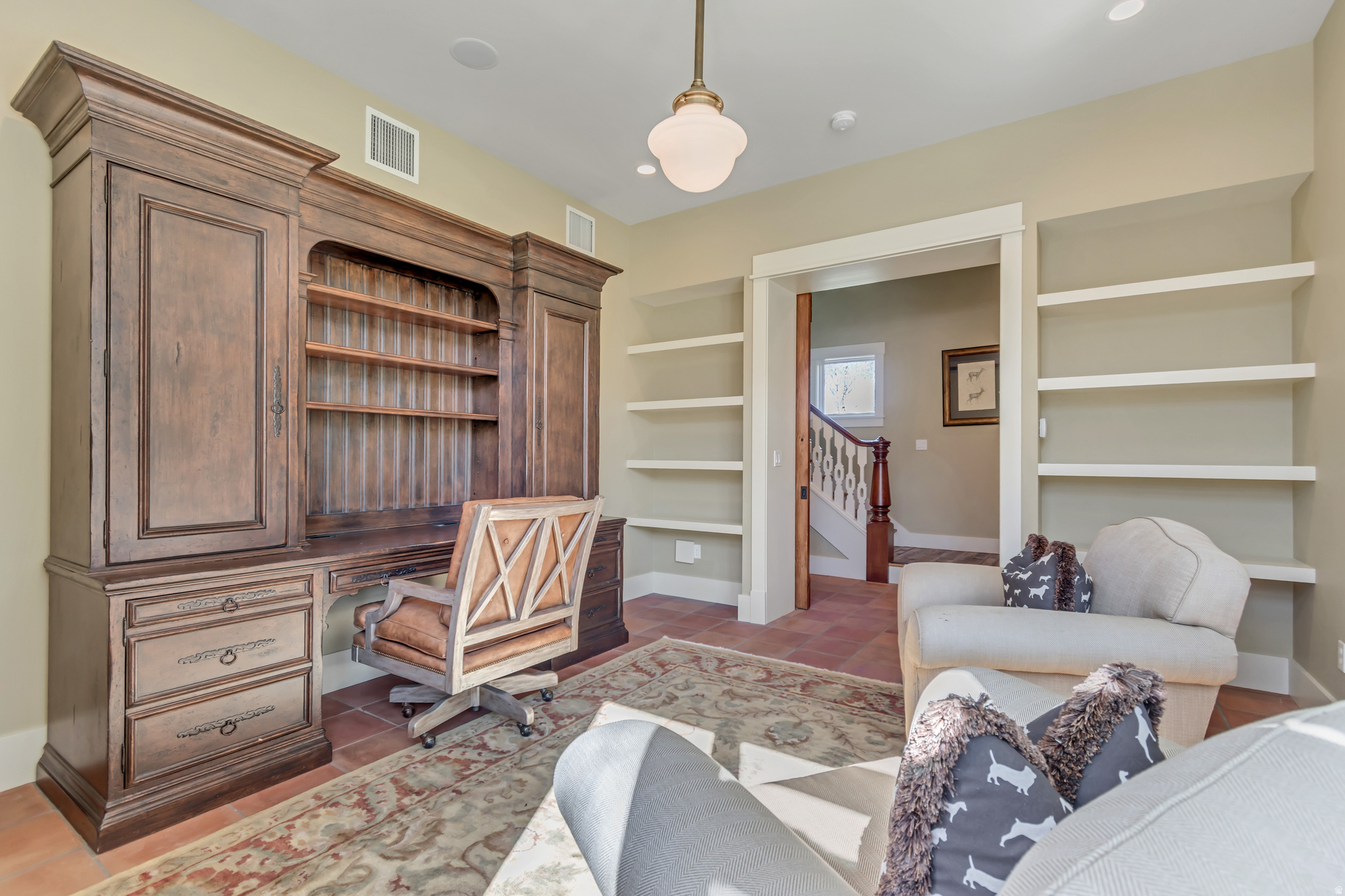main property photo 76